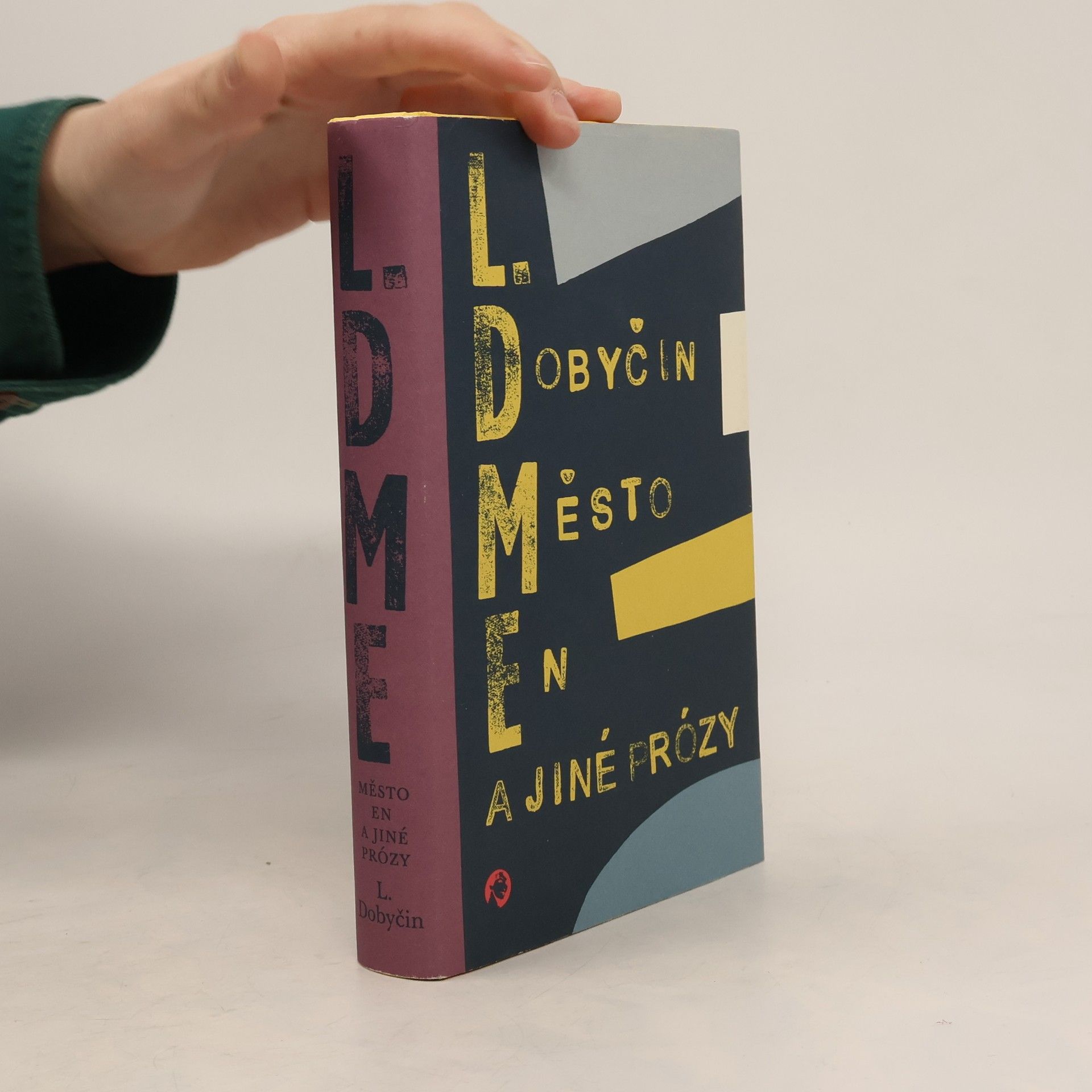 Leonid Ivanovič Dobyčin Město En a jiné prózy