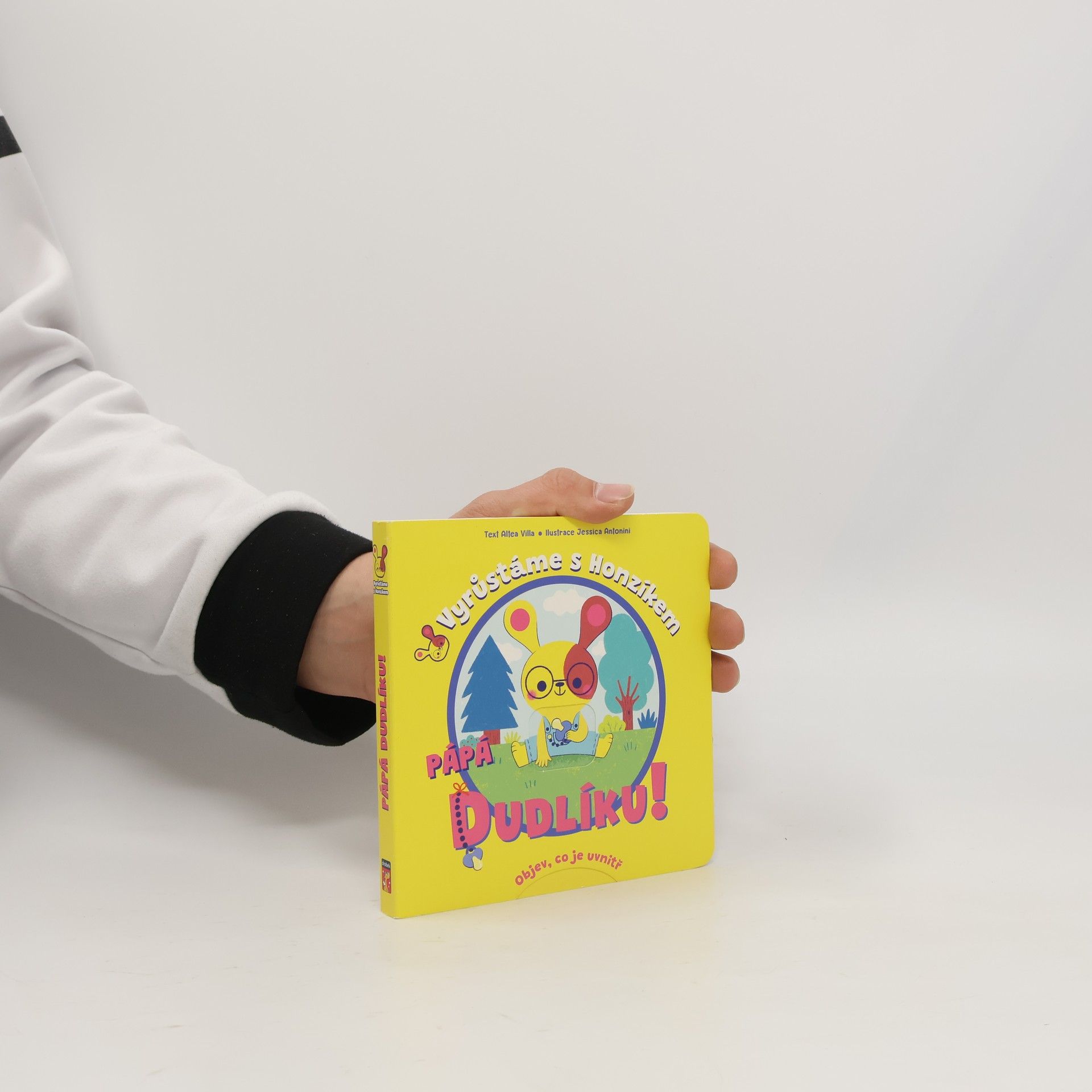 Olga Polišenská Vyrůstáme s Honzíkem. Pápá dudlíku!