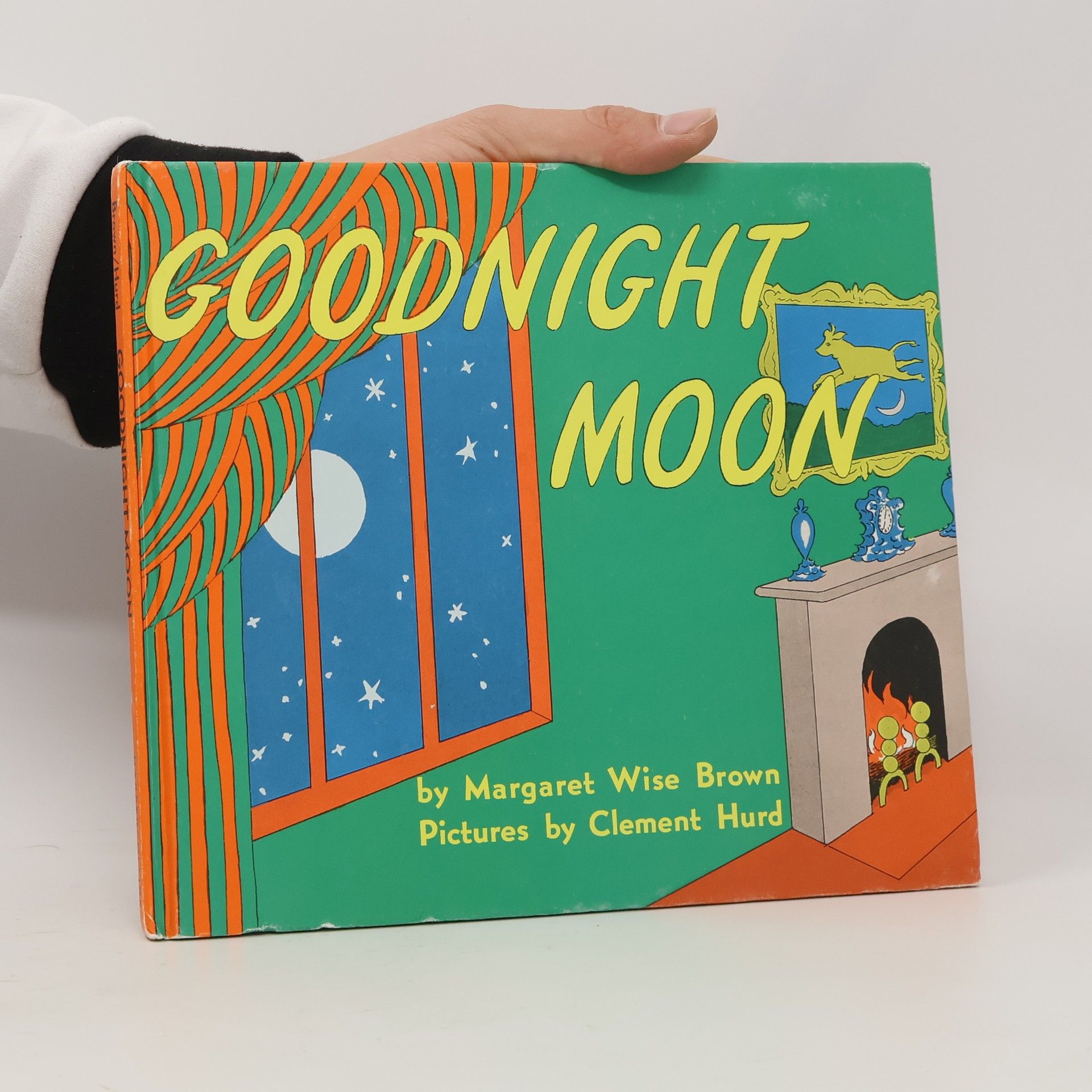 Margaret Wise Brown Goodnight Moon