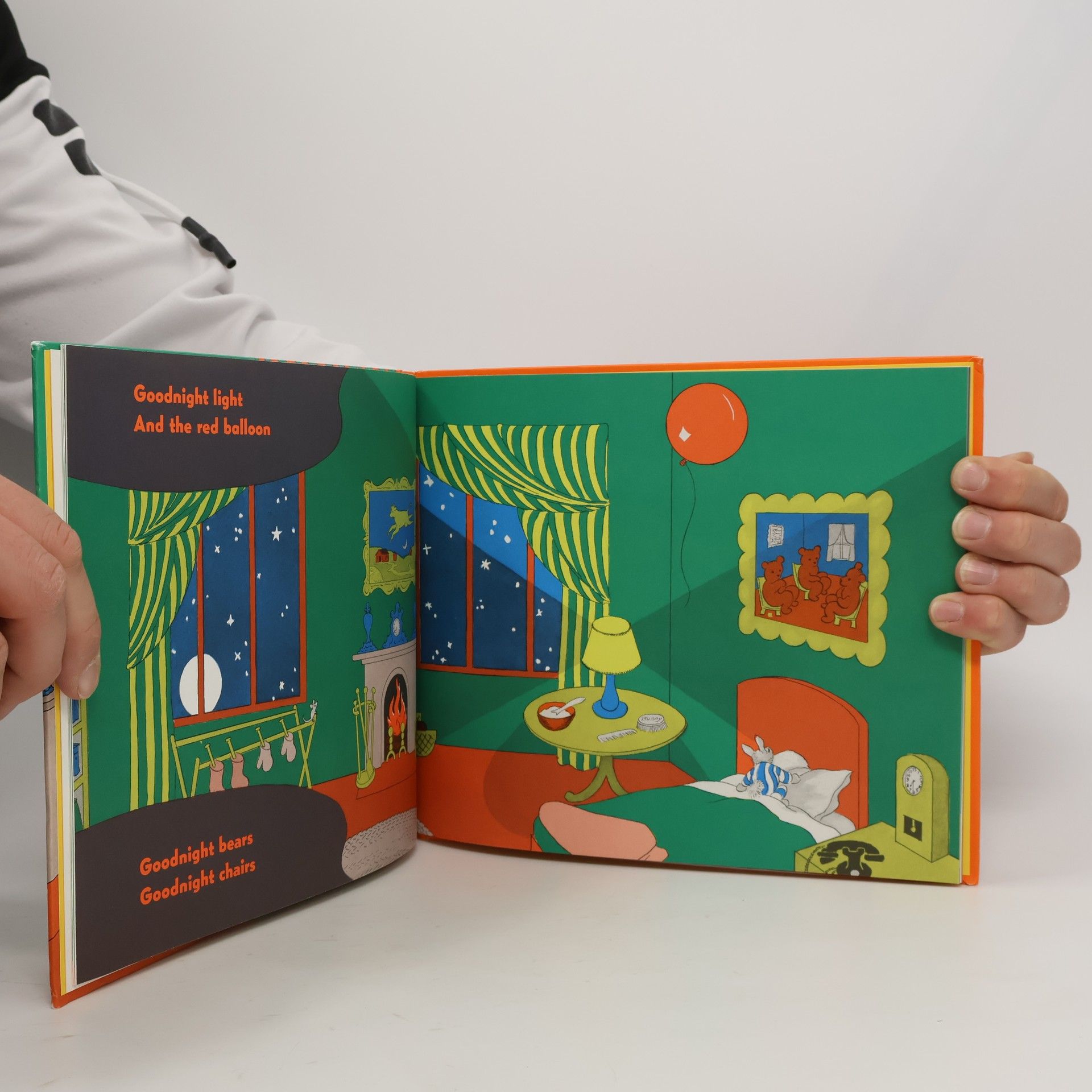 Margaret Wise Brown Goodnight Moon