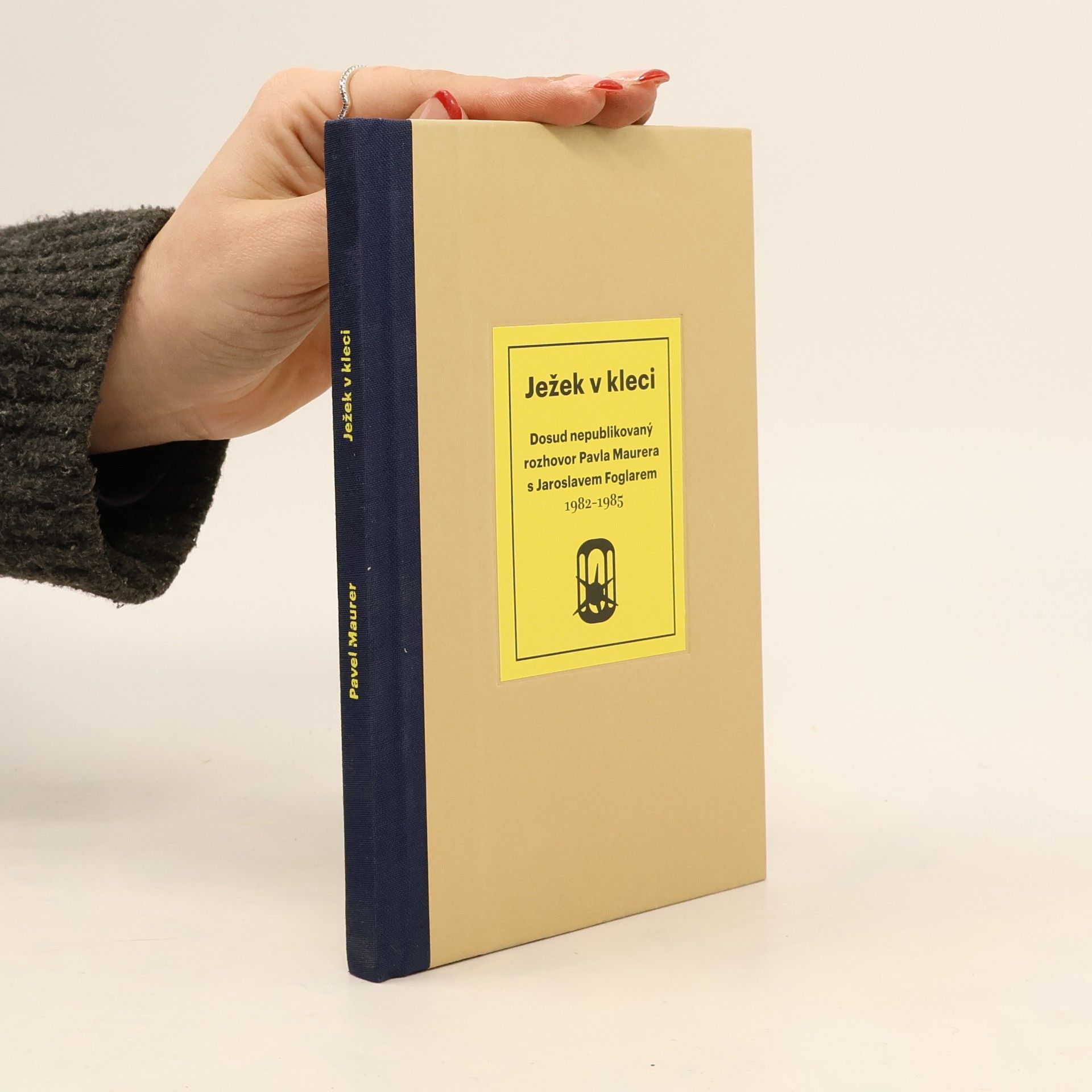 Pavel Maurer Ježek v kleci