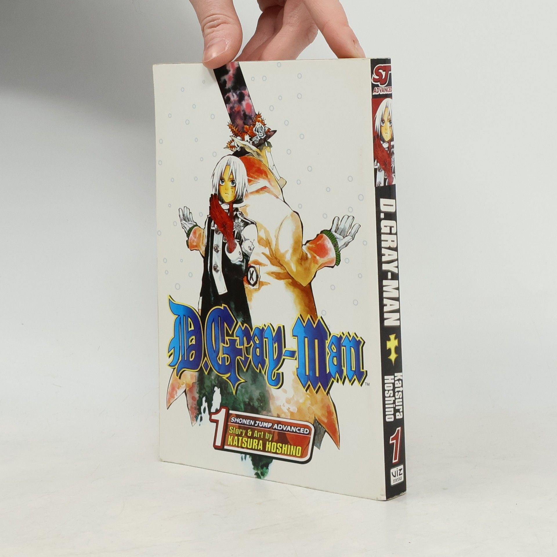 Katsura Hoshino D.Gray-Man 1