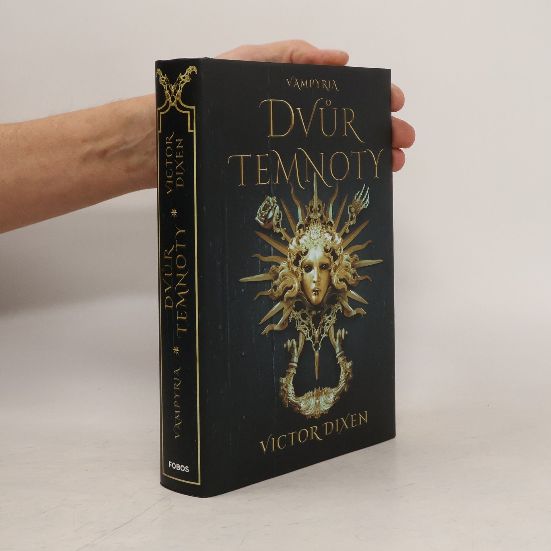 Victor Dixen Vampyria. Dvůr temnoty