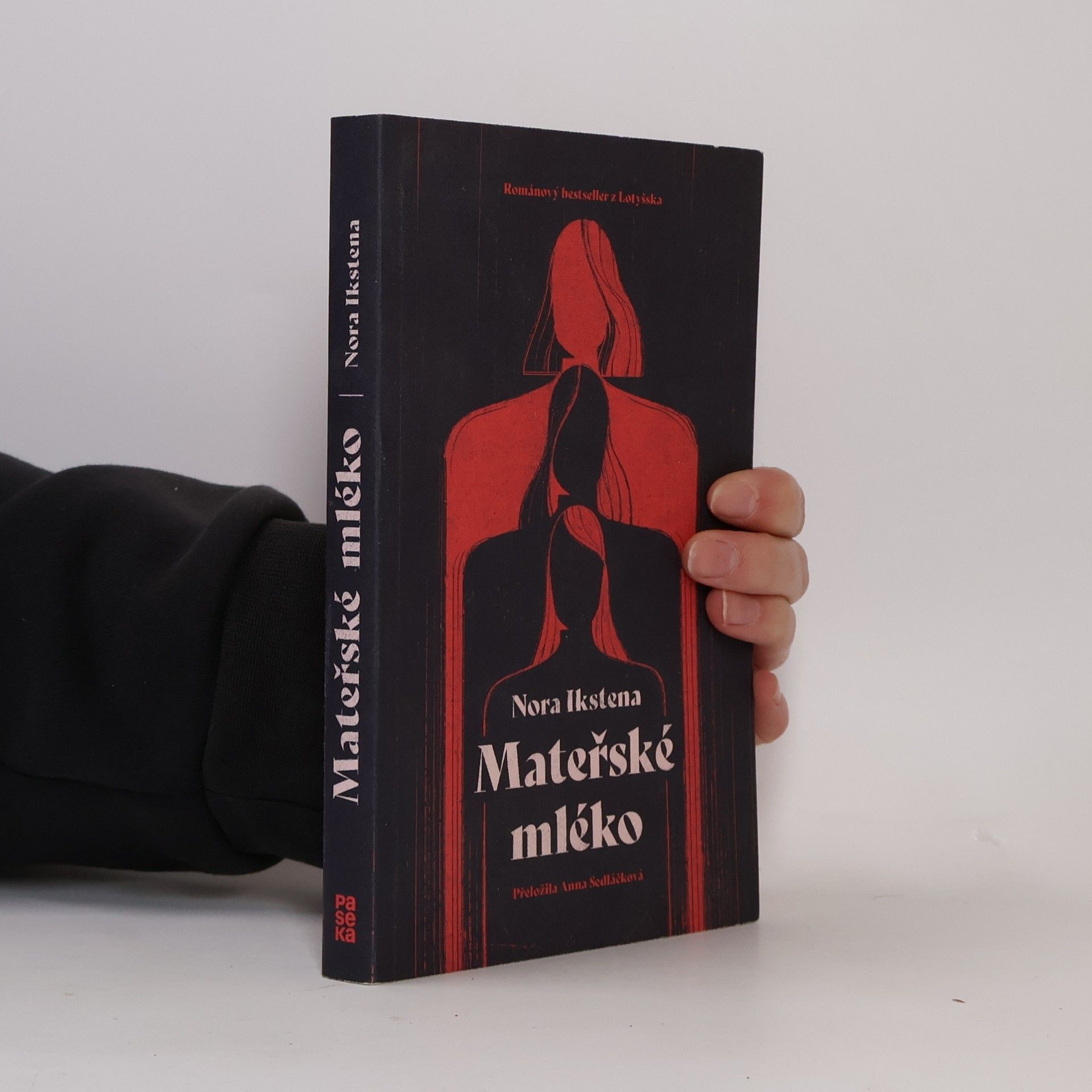 Nora Ikstena Mateřské mléko