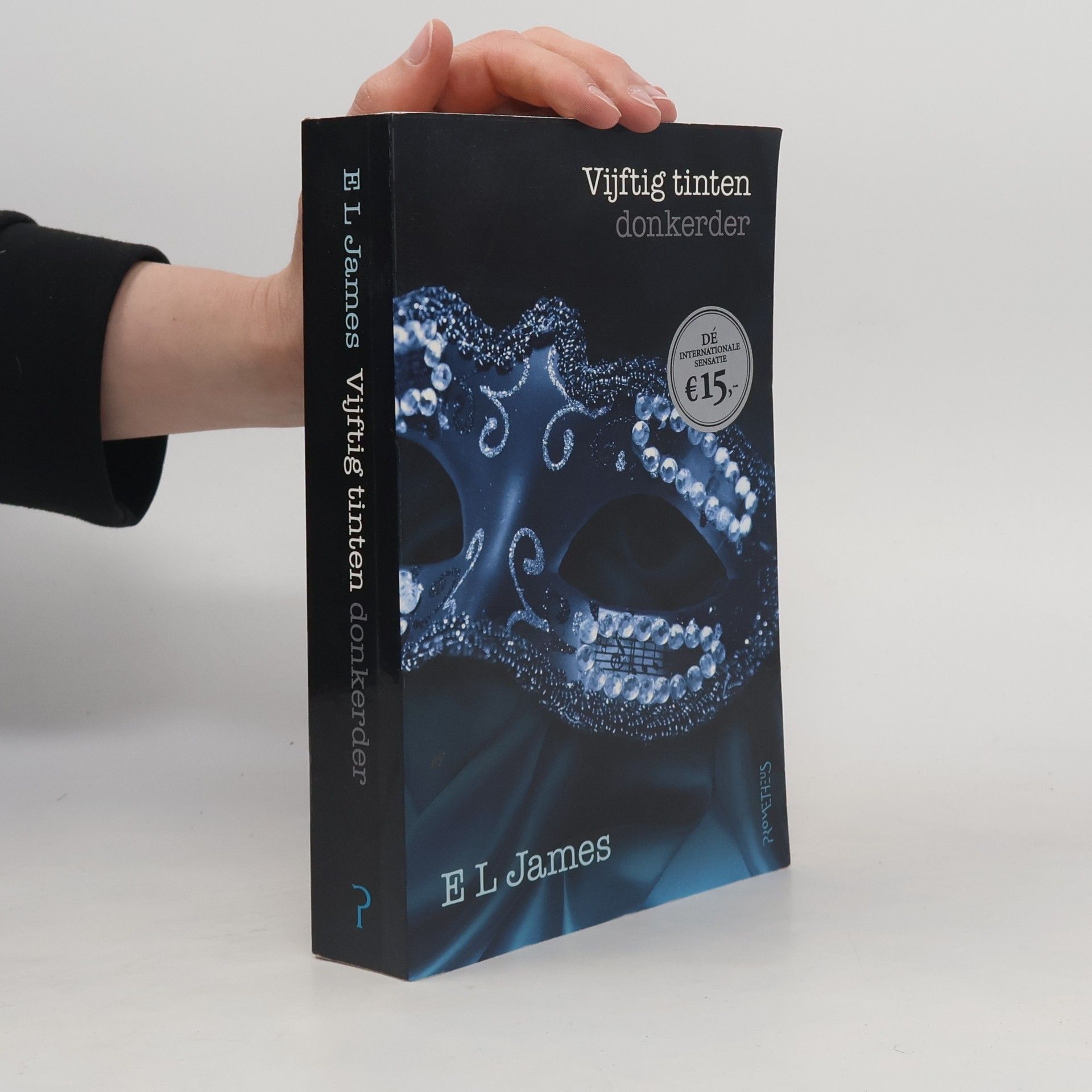 E. L. James Vijftig tinten donkerder