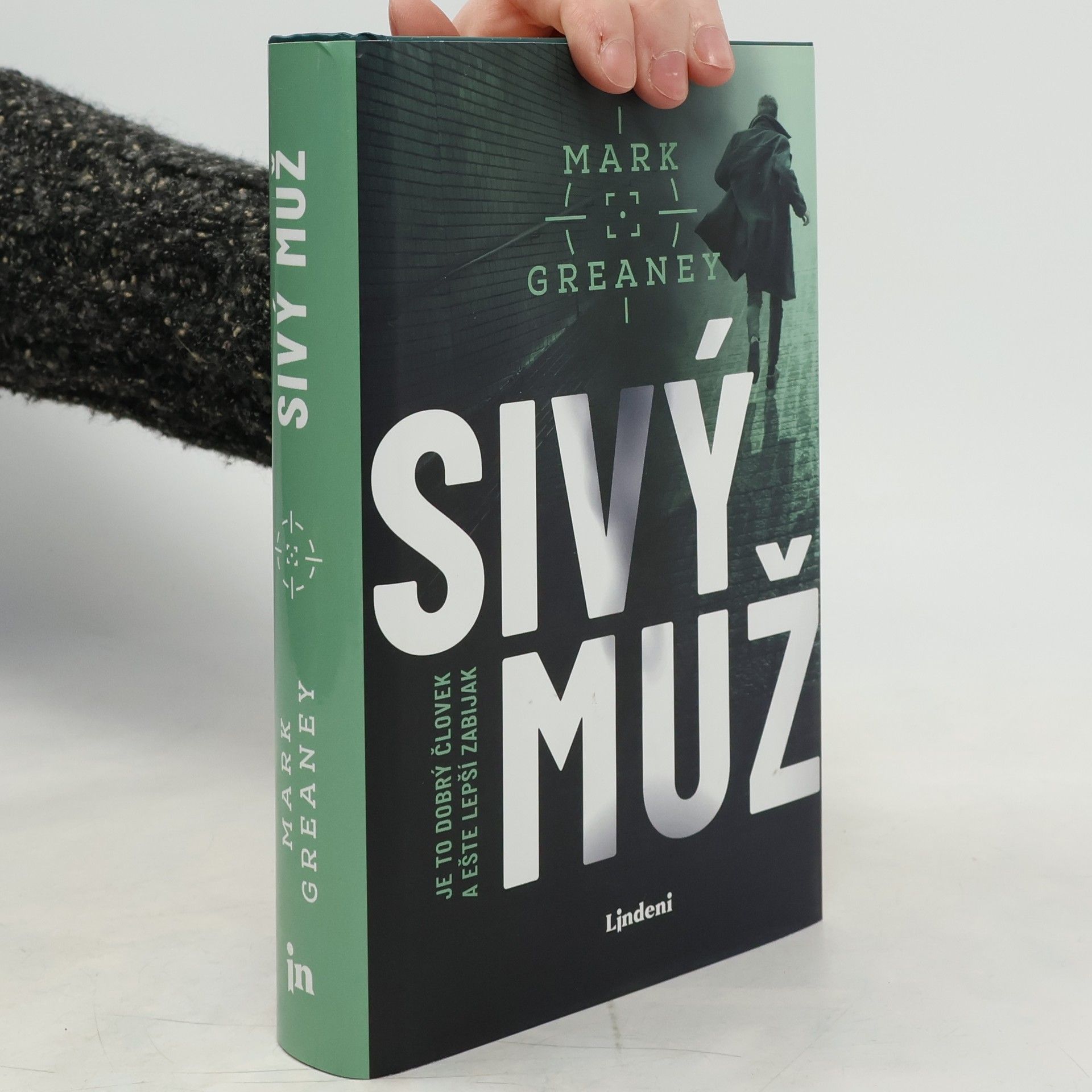 Mark Greaney Sivý muž