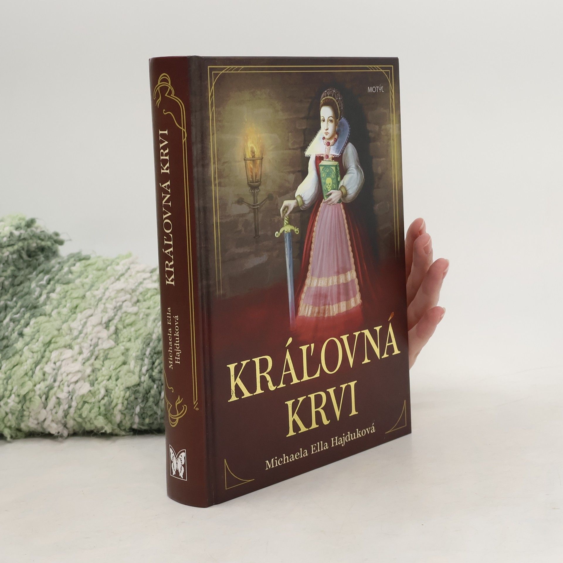 Michaela Ella Hajduková Kráľovná krvi