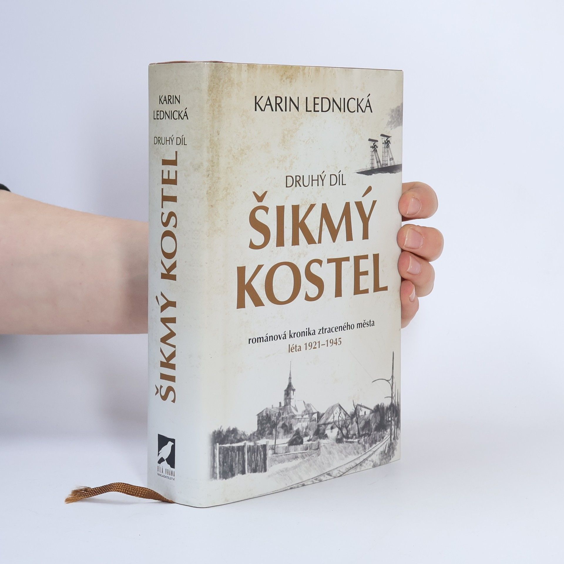 Karin Lednická Šikmý kostel 2