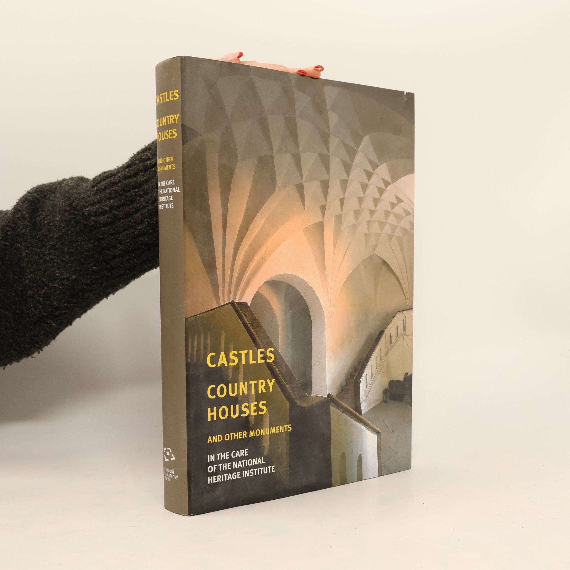 Karel Kuča Castles, Country Houses and Other Monuments