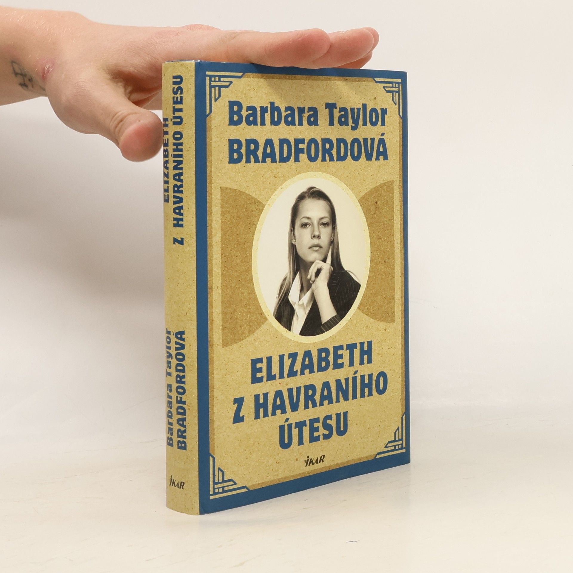 Barbara Taylor Bradford Elizabeth z Havraního útesu