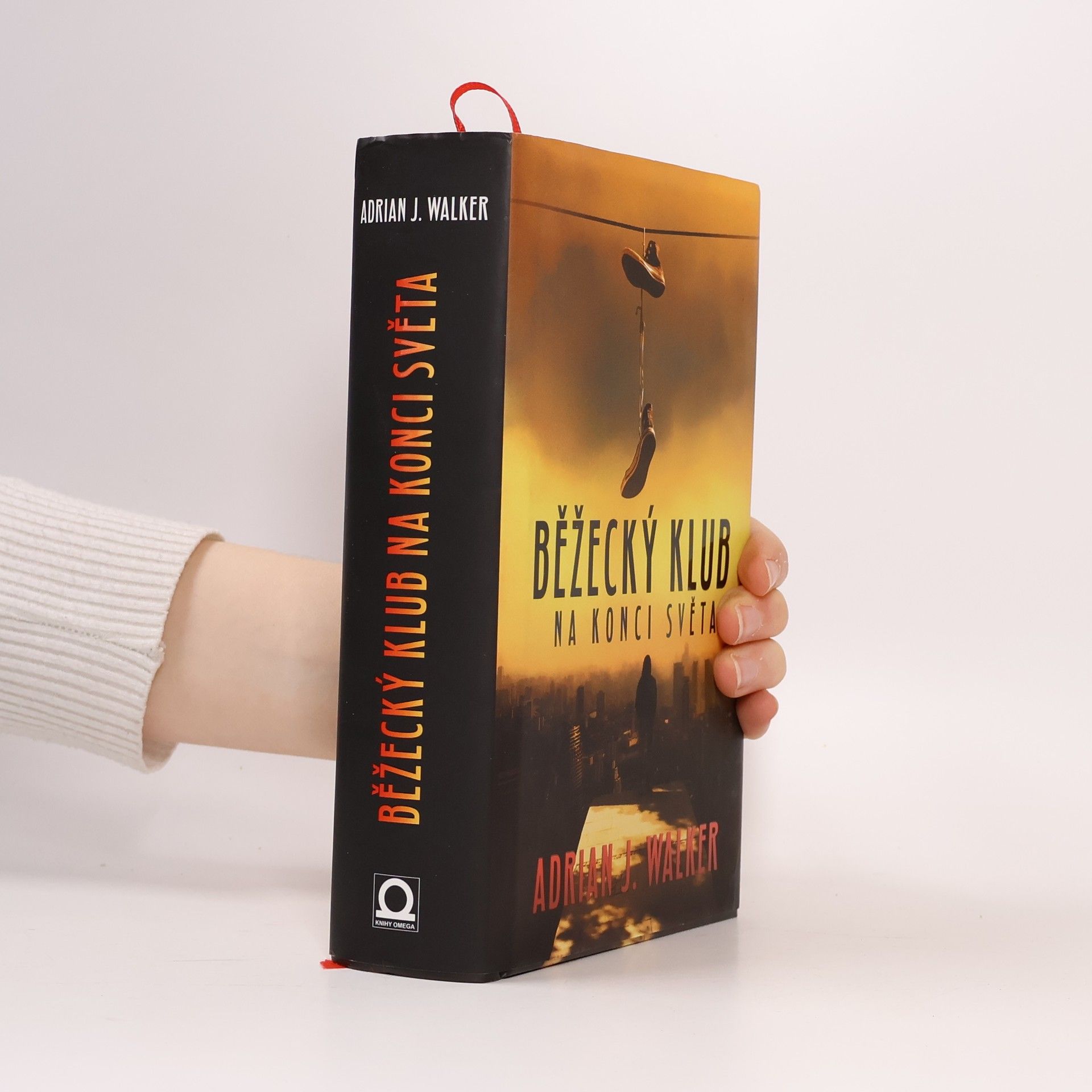 Adrian J. Walker Běžecký klub na konci světa