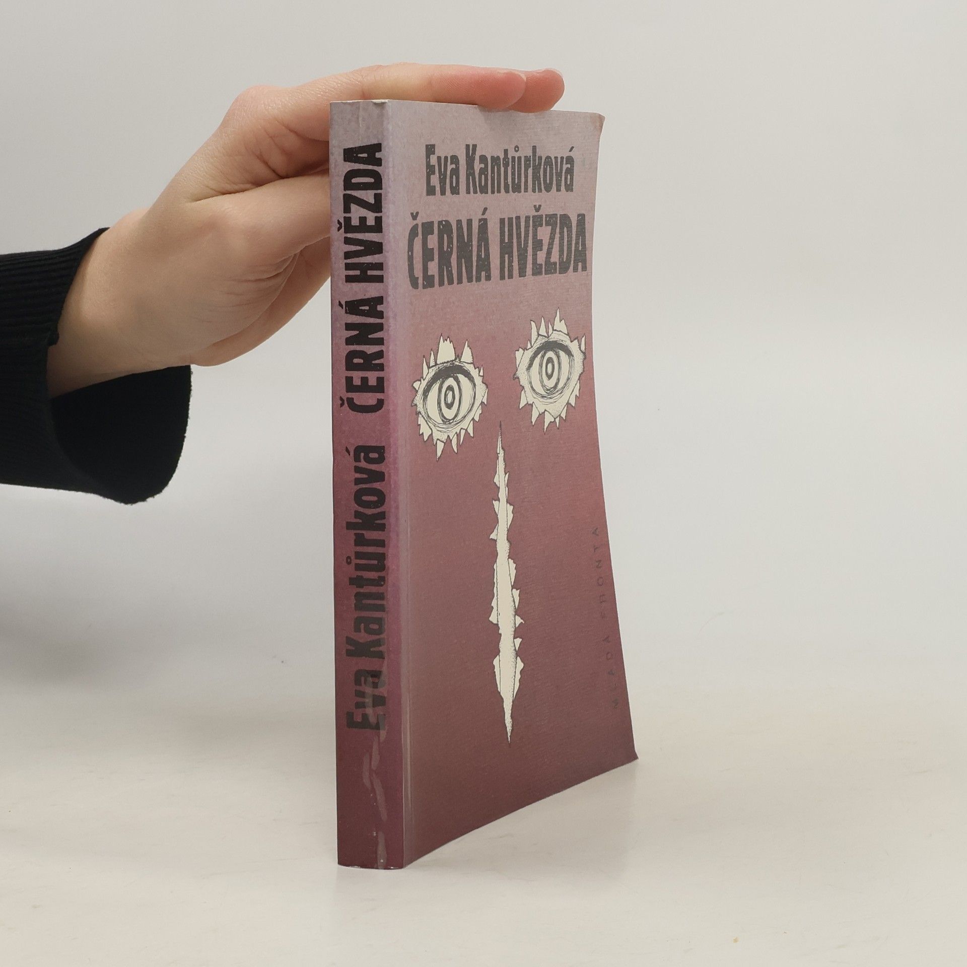 Eva Kantůrková Černá hvězda