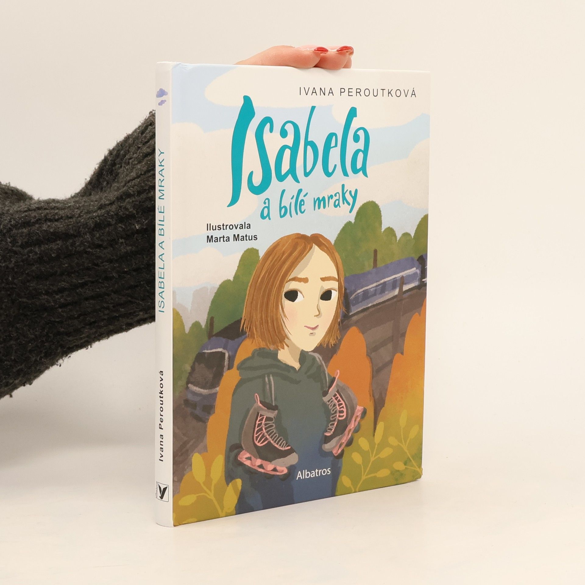 Ivana Peroutková Isabela a bílé mraky