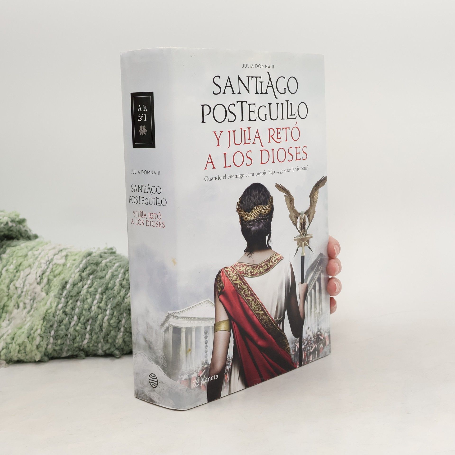 Santiago Posteguillo Y Julia reto a los dioses