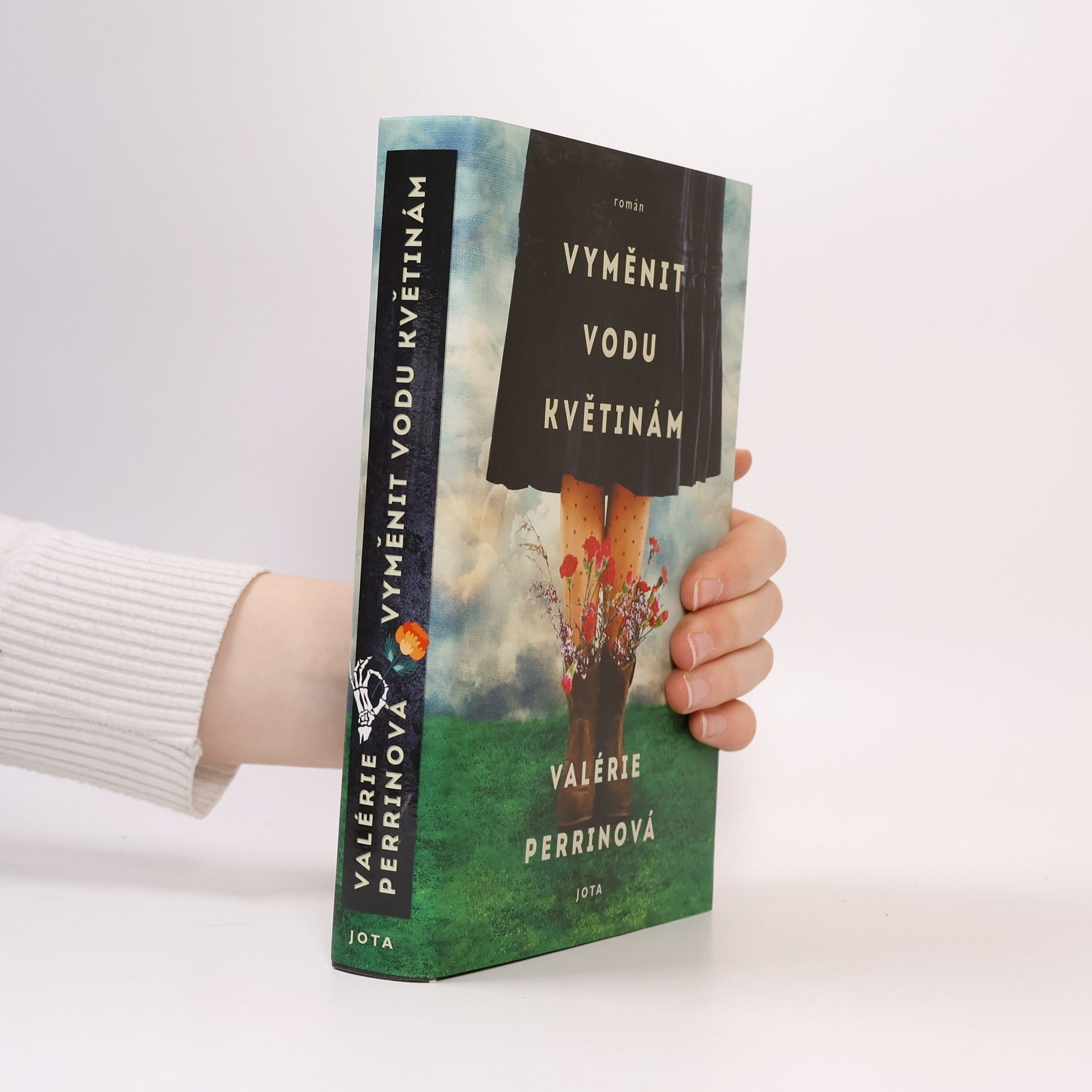 Valérie Perrin Vyměnit vodu květinám
