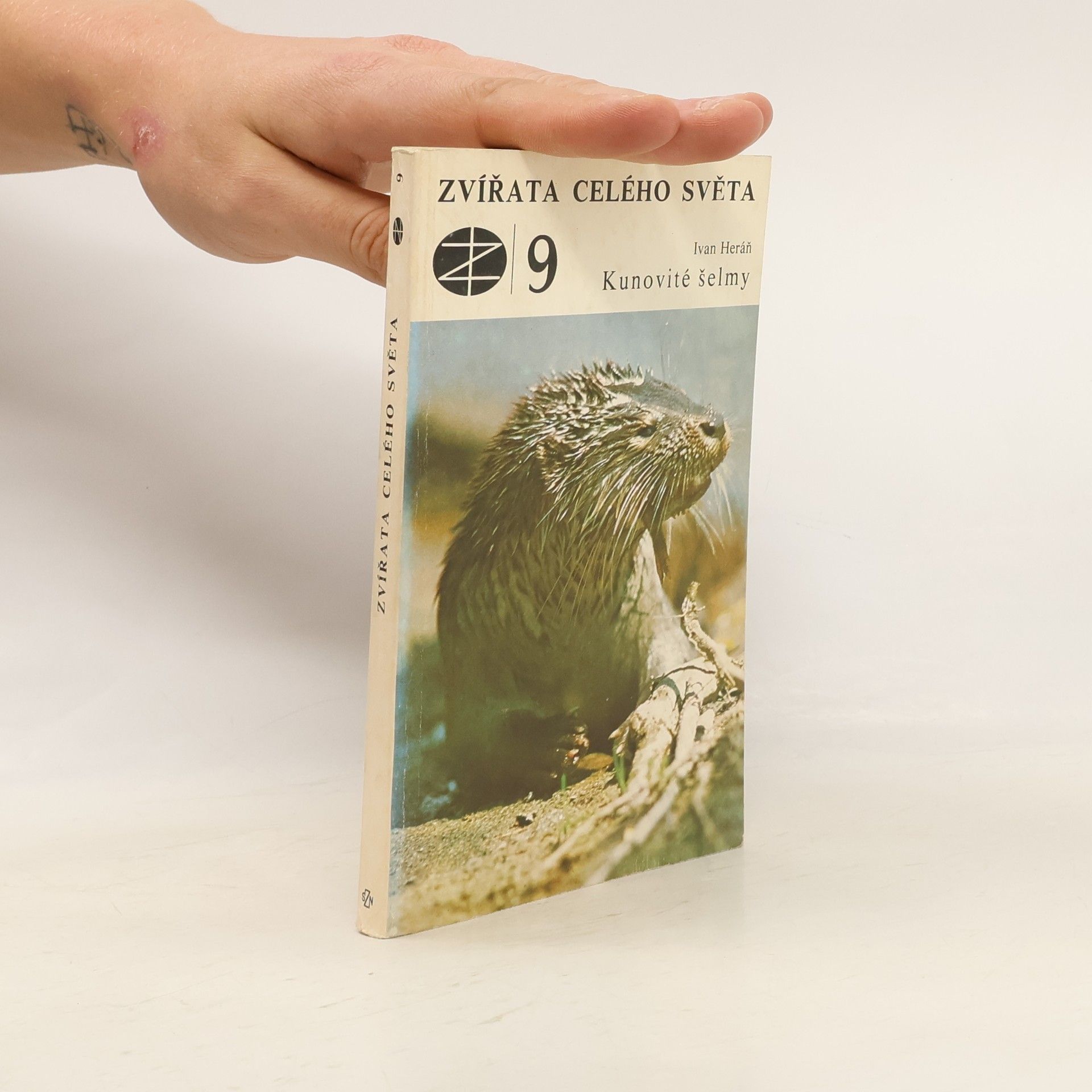 Ivan Heráň Zvířata celého světa 9. Kunovité šelmy