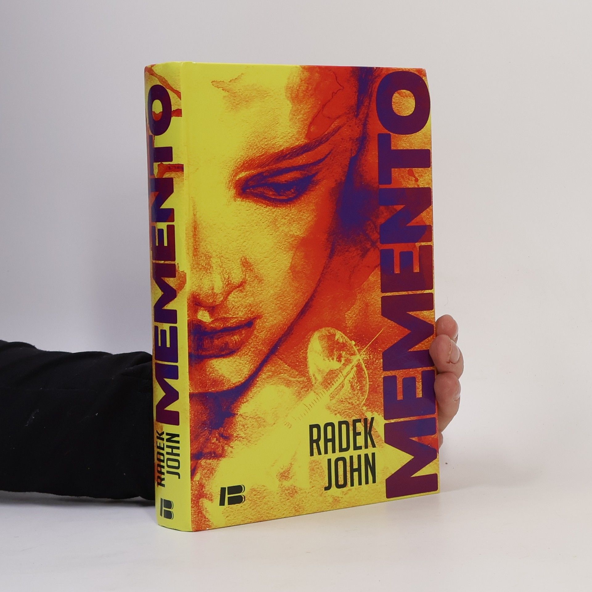 Radek John Memento