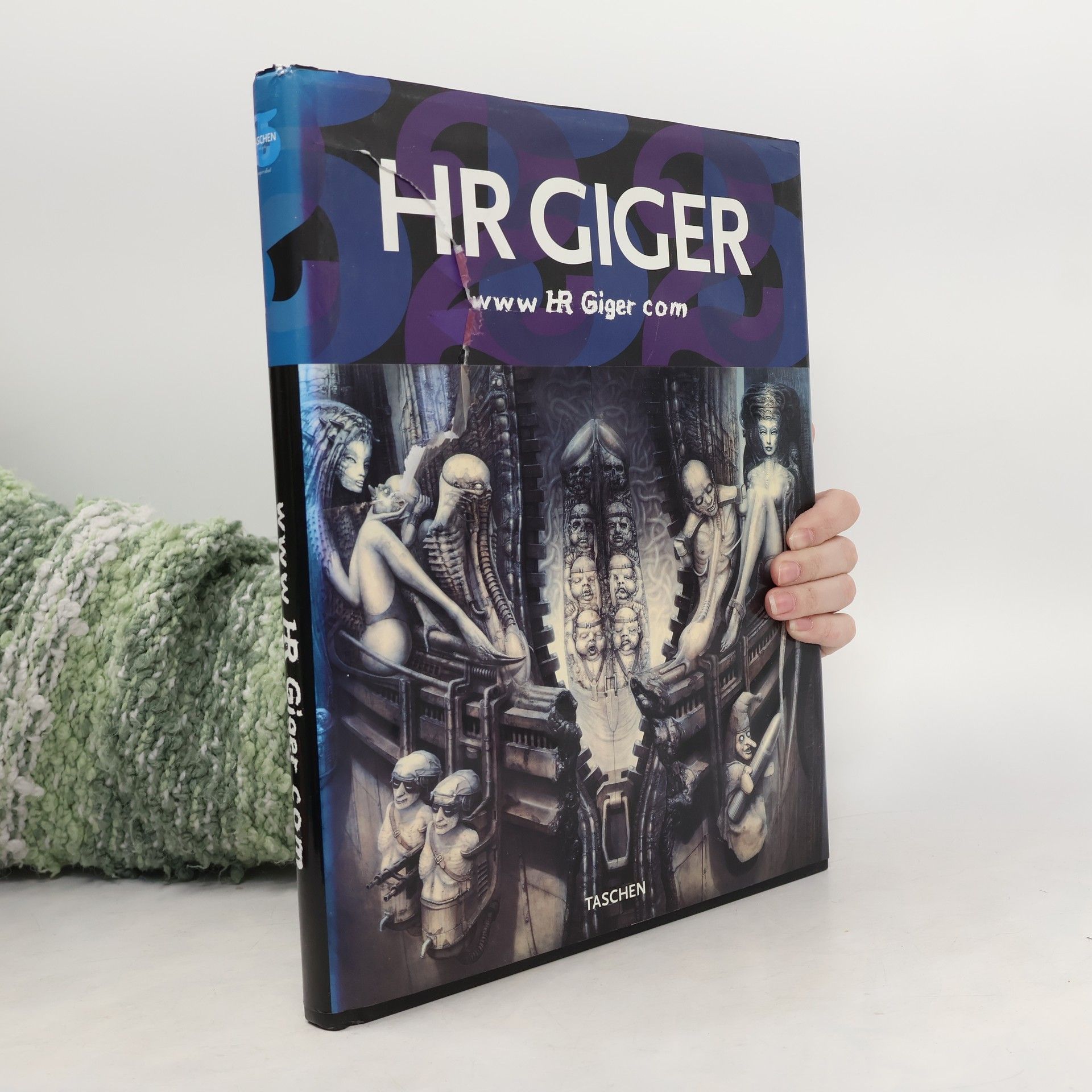 H. R. Hansruedi Giger WWW HR Giger com