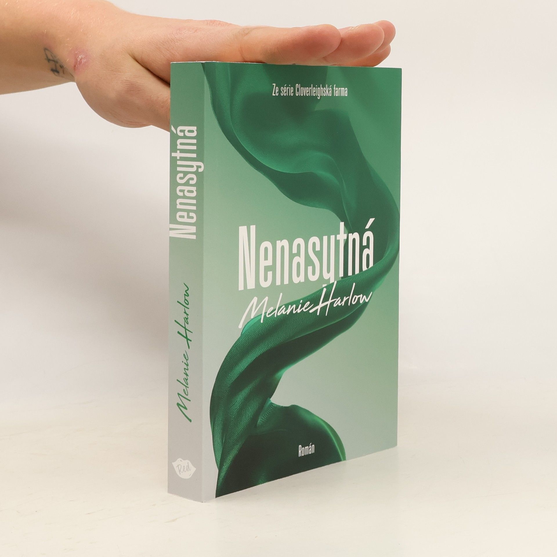 Melanie Harlow Nenasytná