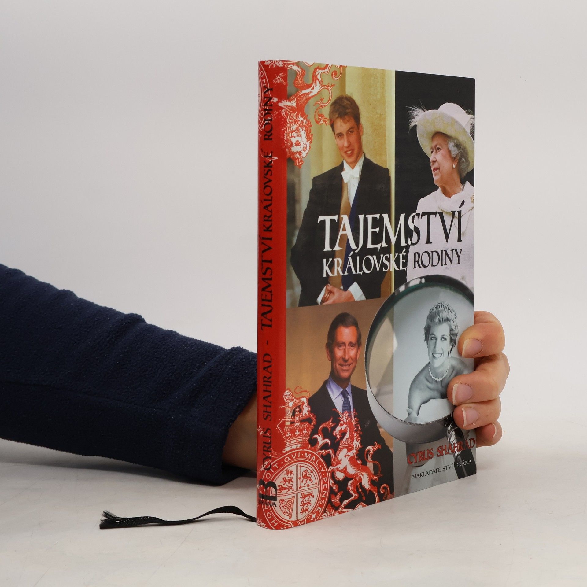 Cyrus Shahrad Tajemství královské rodiny