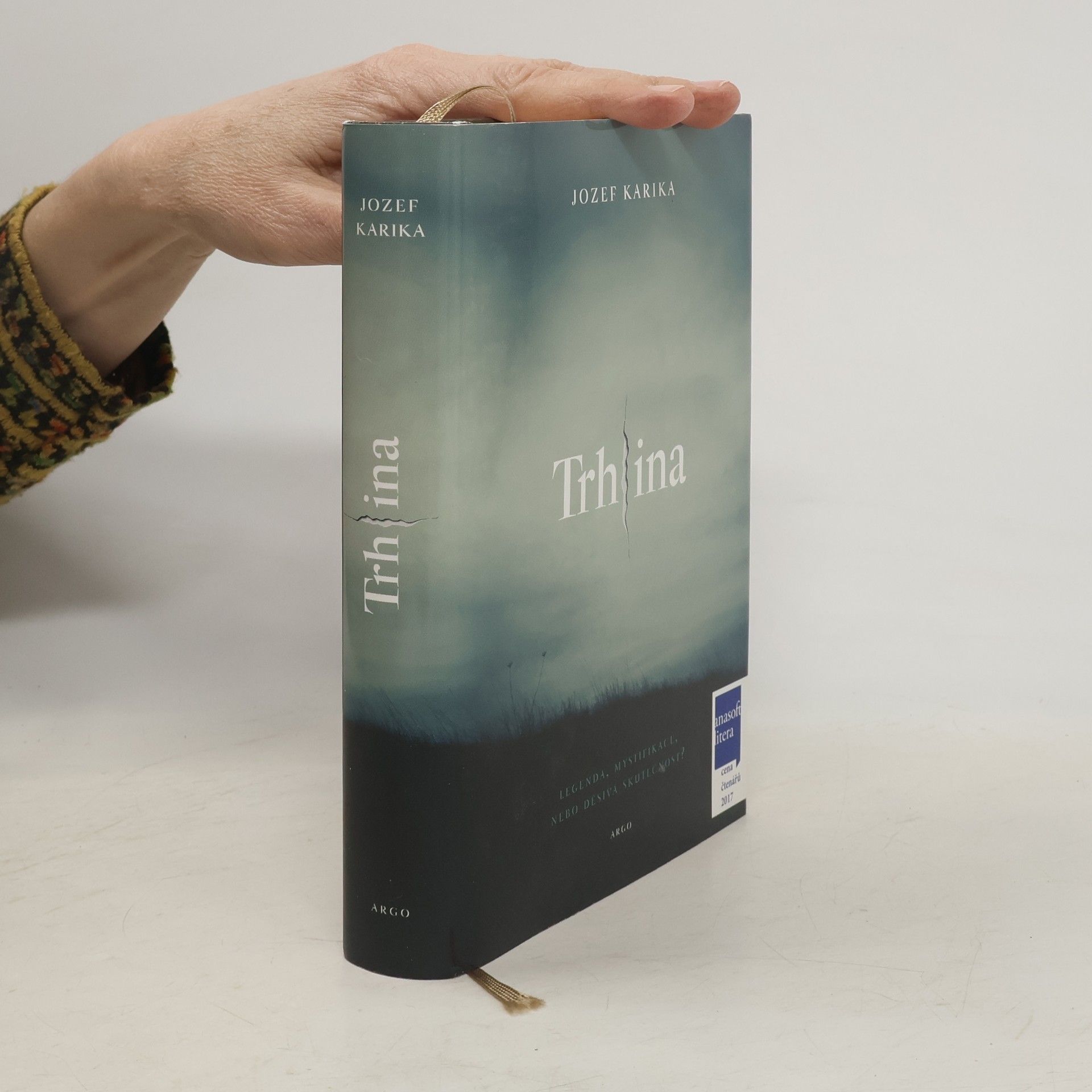 Jozef Karika Trhlina