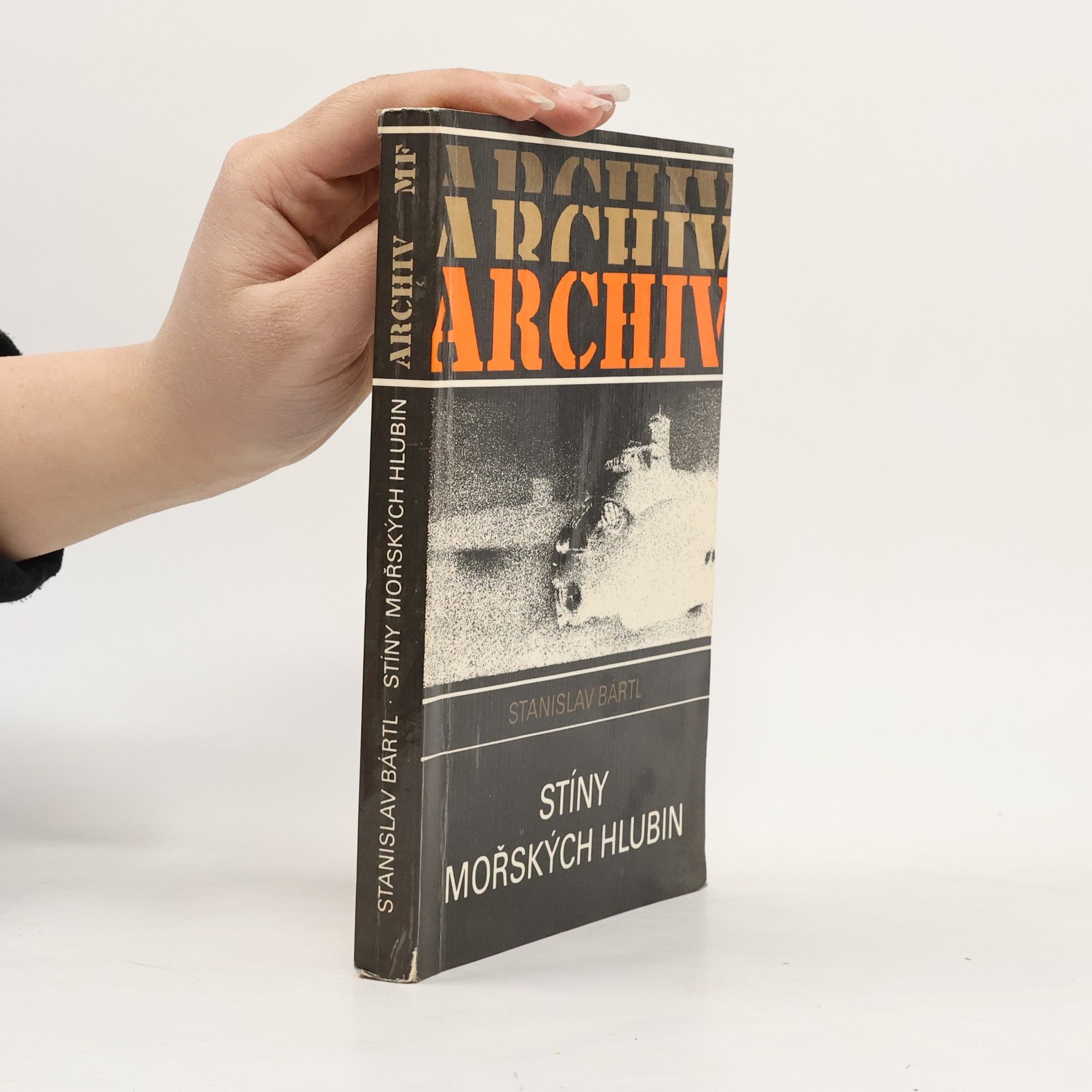 Stanislav Bártl Stíny mořských hlubin