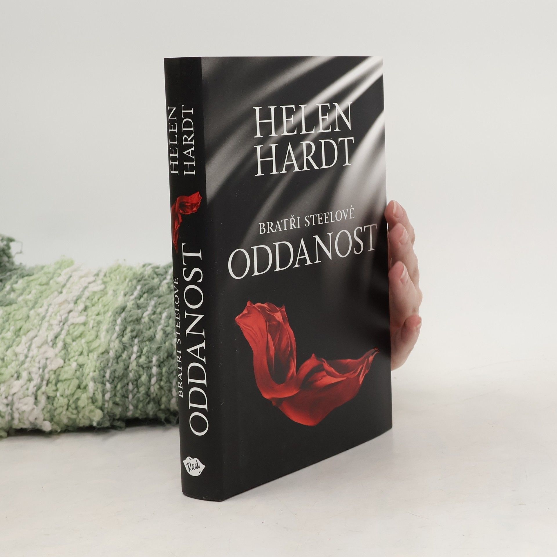 Helen Hardt Bratři Steelové. Oddanost