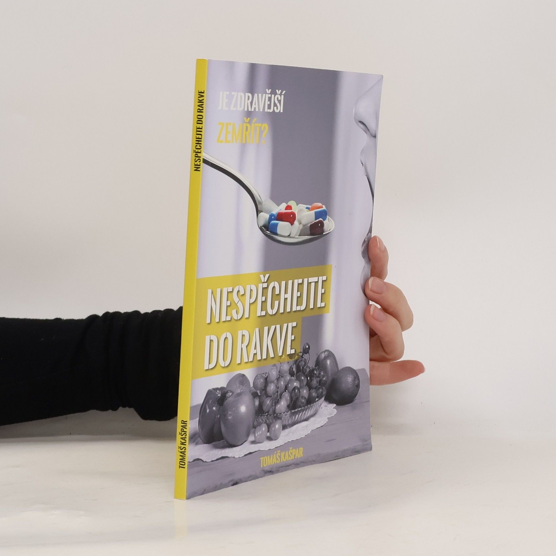 Tomáš Kašpar Nespěchejte do rakve