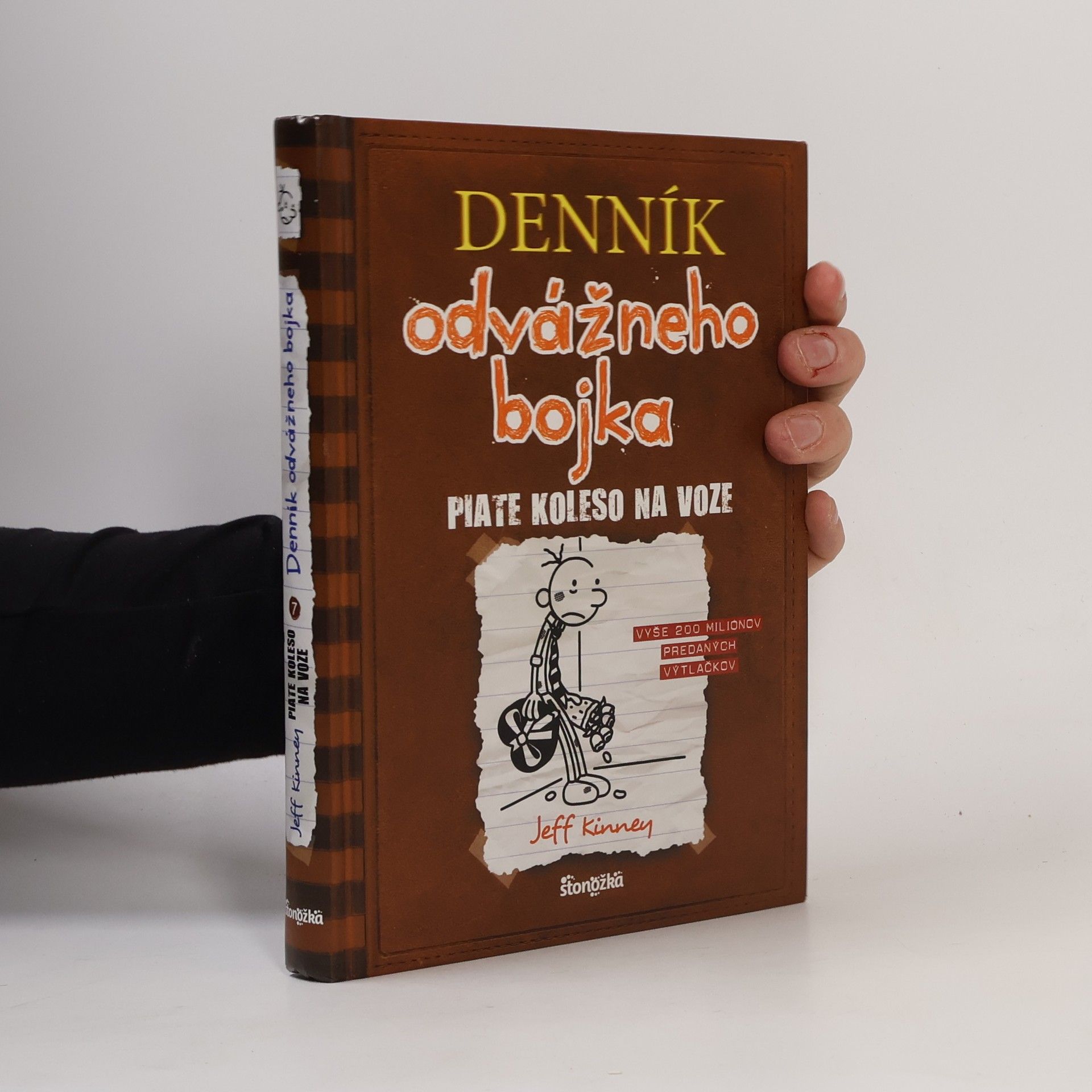 Jeff Kinney Denník odvážneho bojka 7. Piate koleso na voze