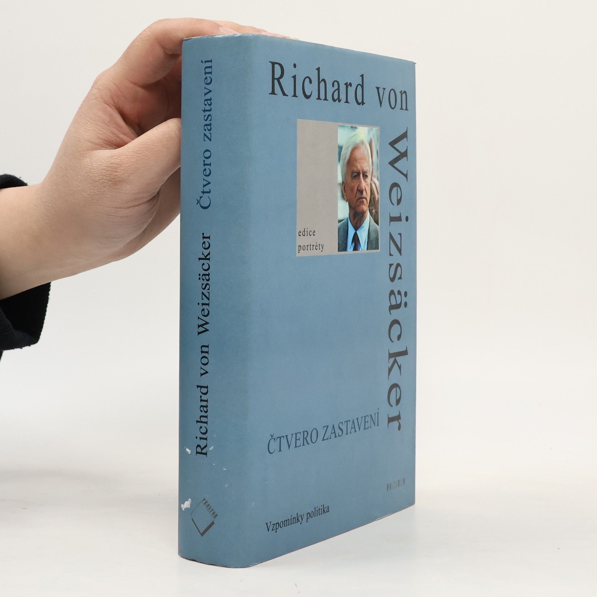 Čtvero zastavení. Vzpomínky politika