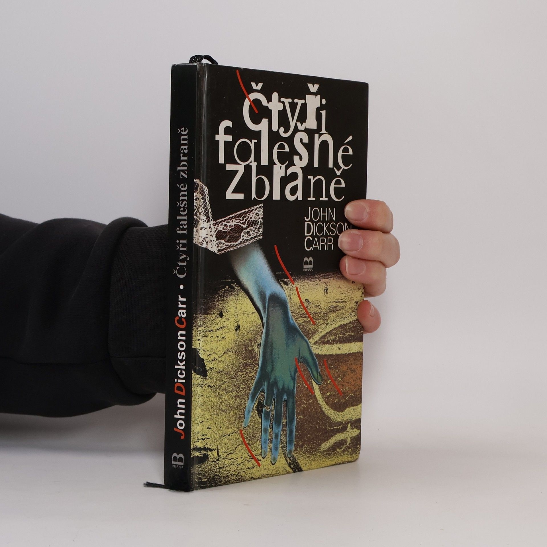 Čtyři falešné zbraně