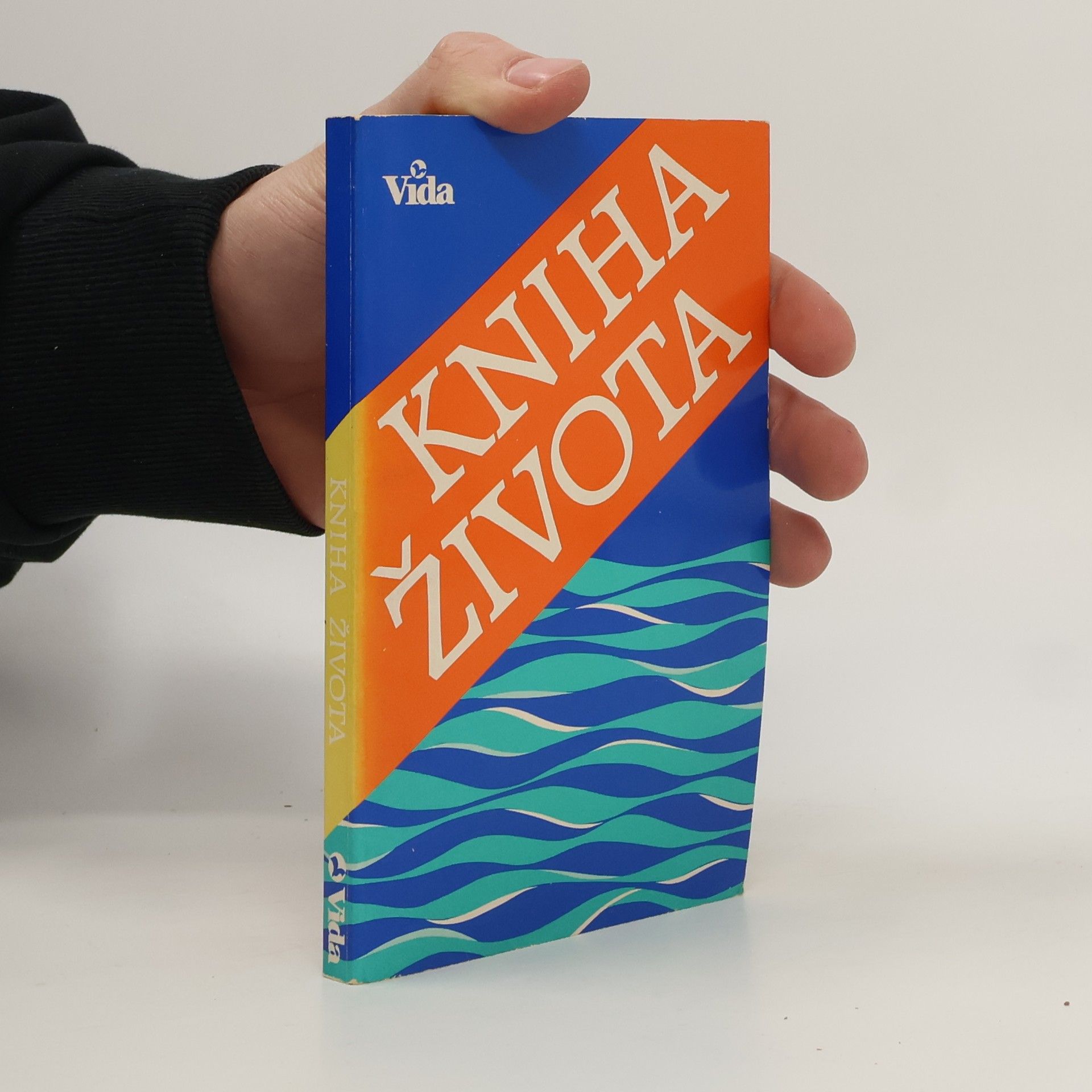 AA.VV. Kniha života