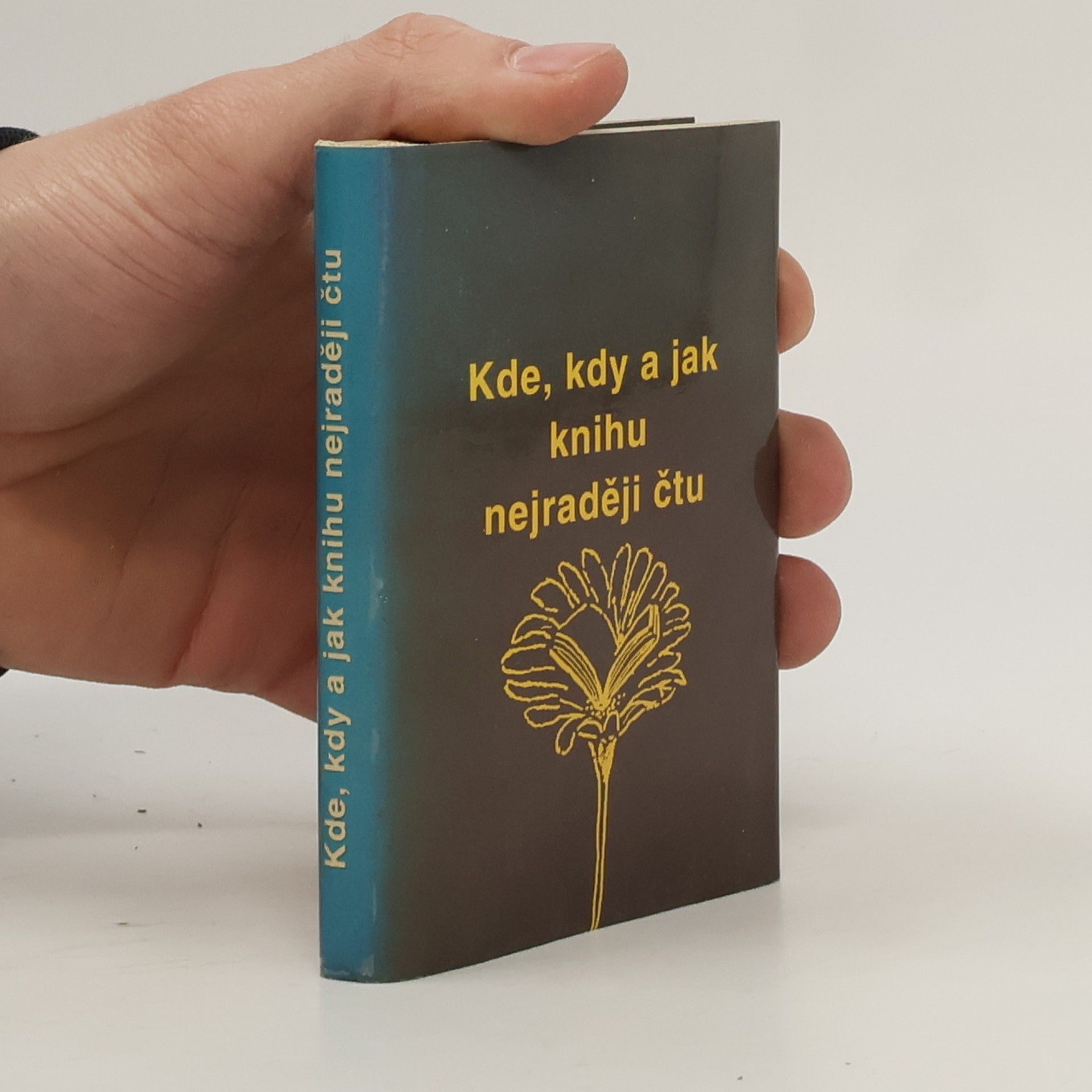 Miloš Hlavica Kde, kdy a jak knihu nejraději čtu