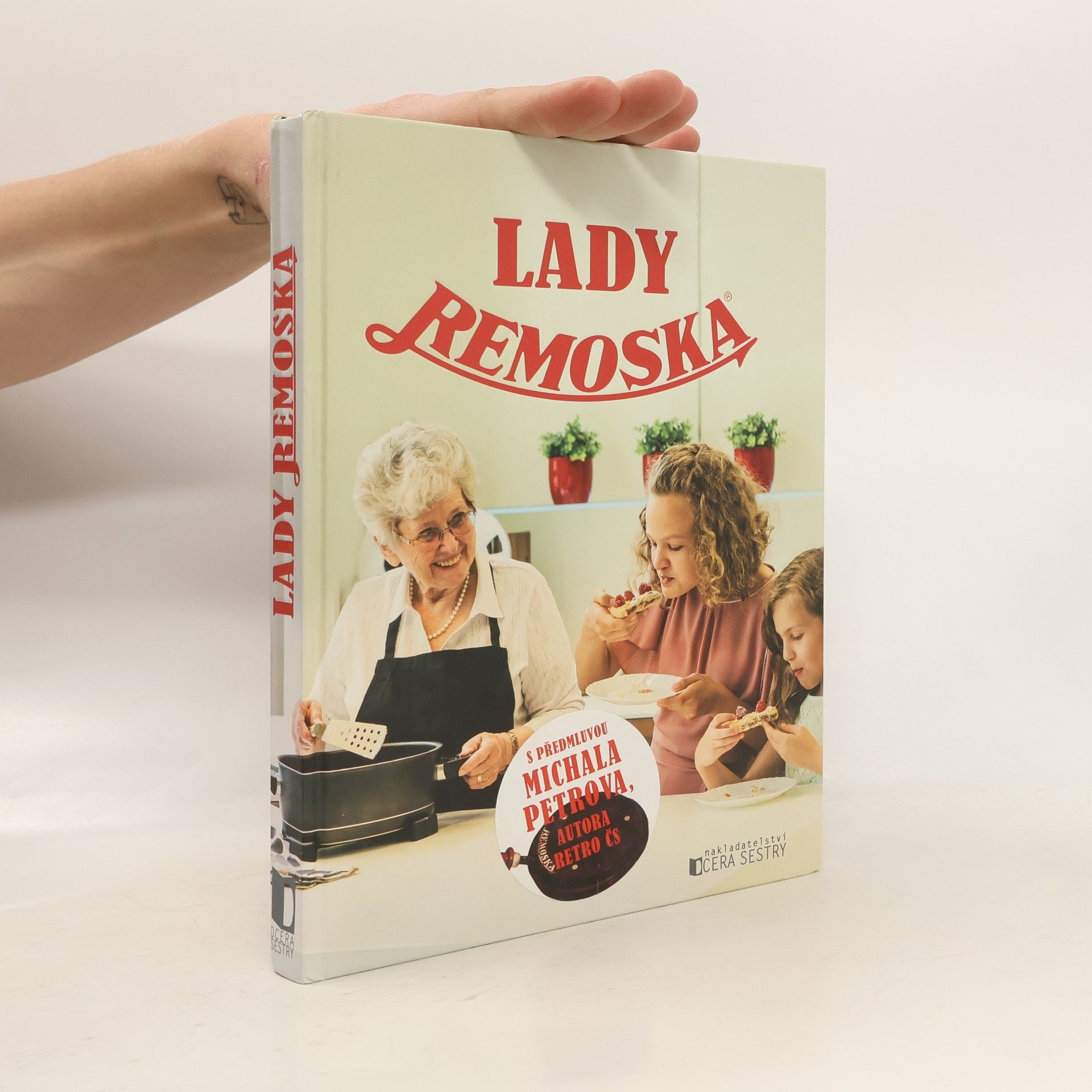 Milena Grenfell Baines Lady Remoska