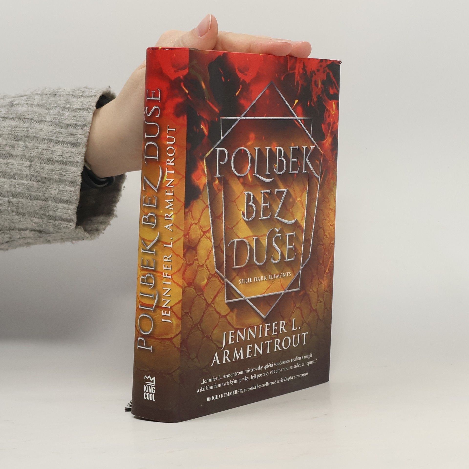 Jennifer Armentrout Polibek bez duše