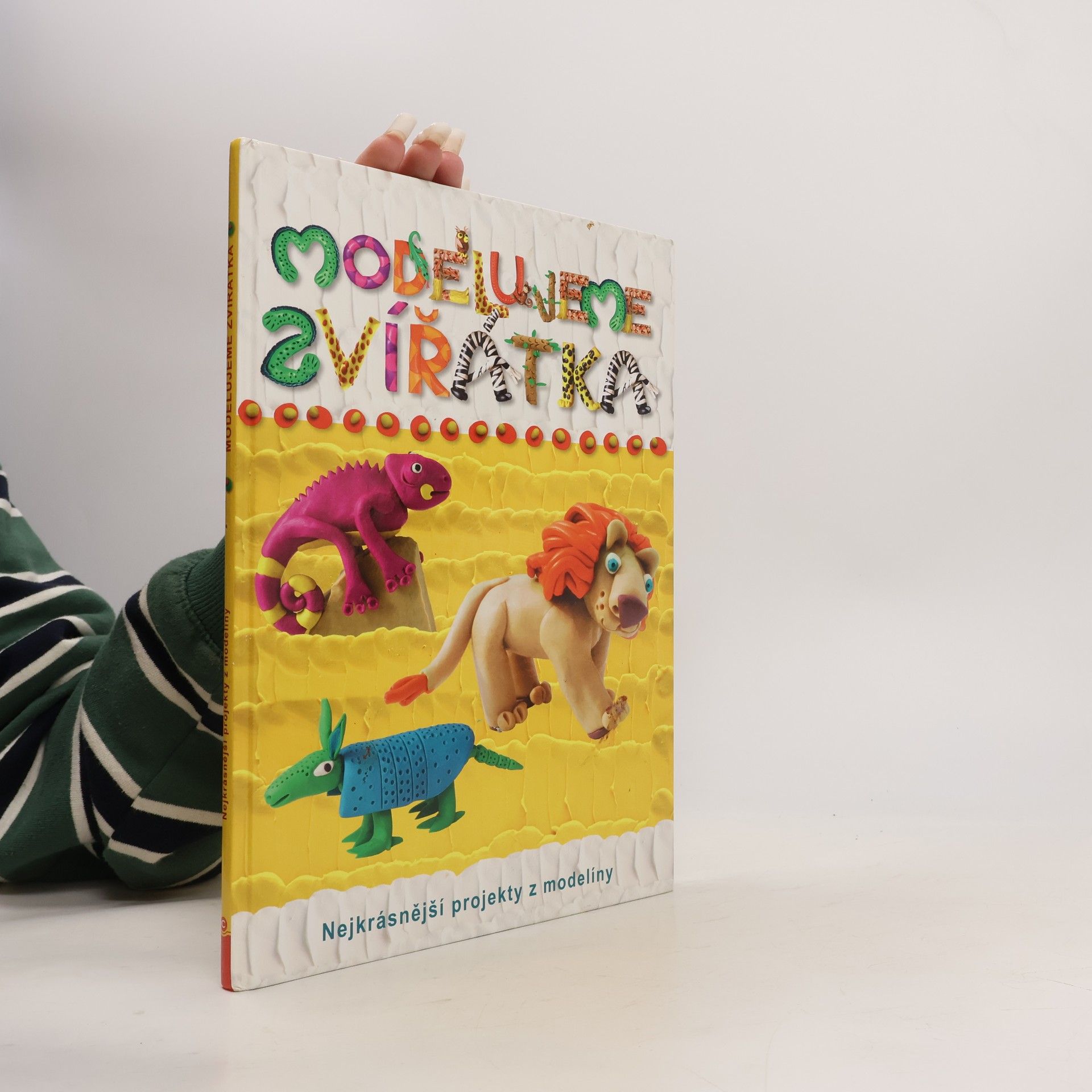 Marija Konstantinovna Makarenko Modelujeme zvířátka : nejkrásnější projekty z modelíny