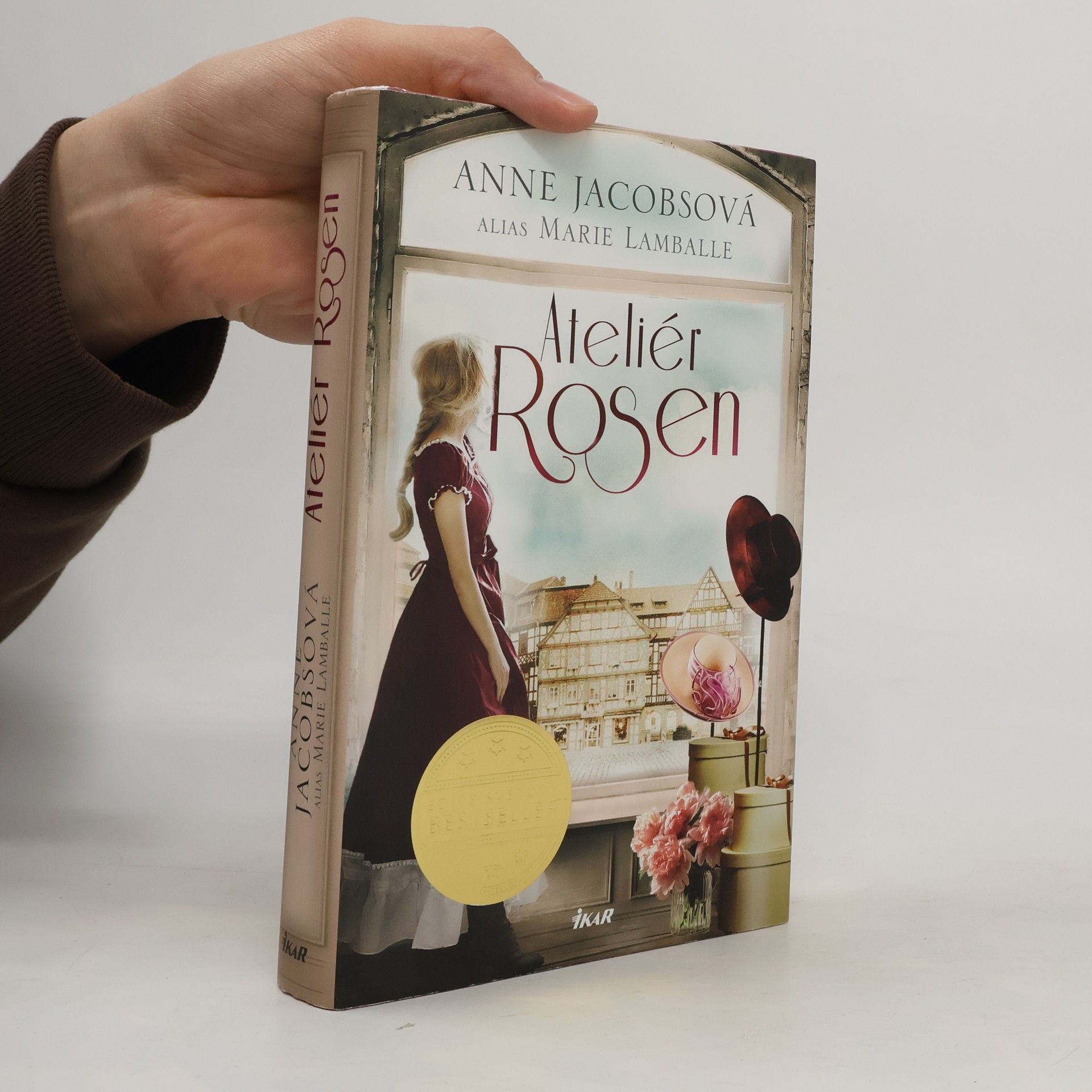 Anne Jacobs Ateliér Rosen. Modistky z Tržní uličky