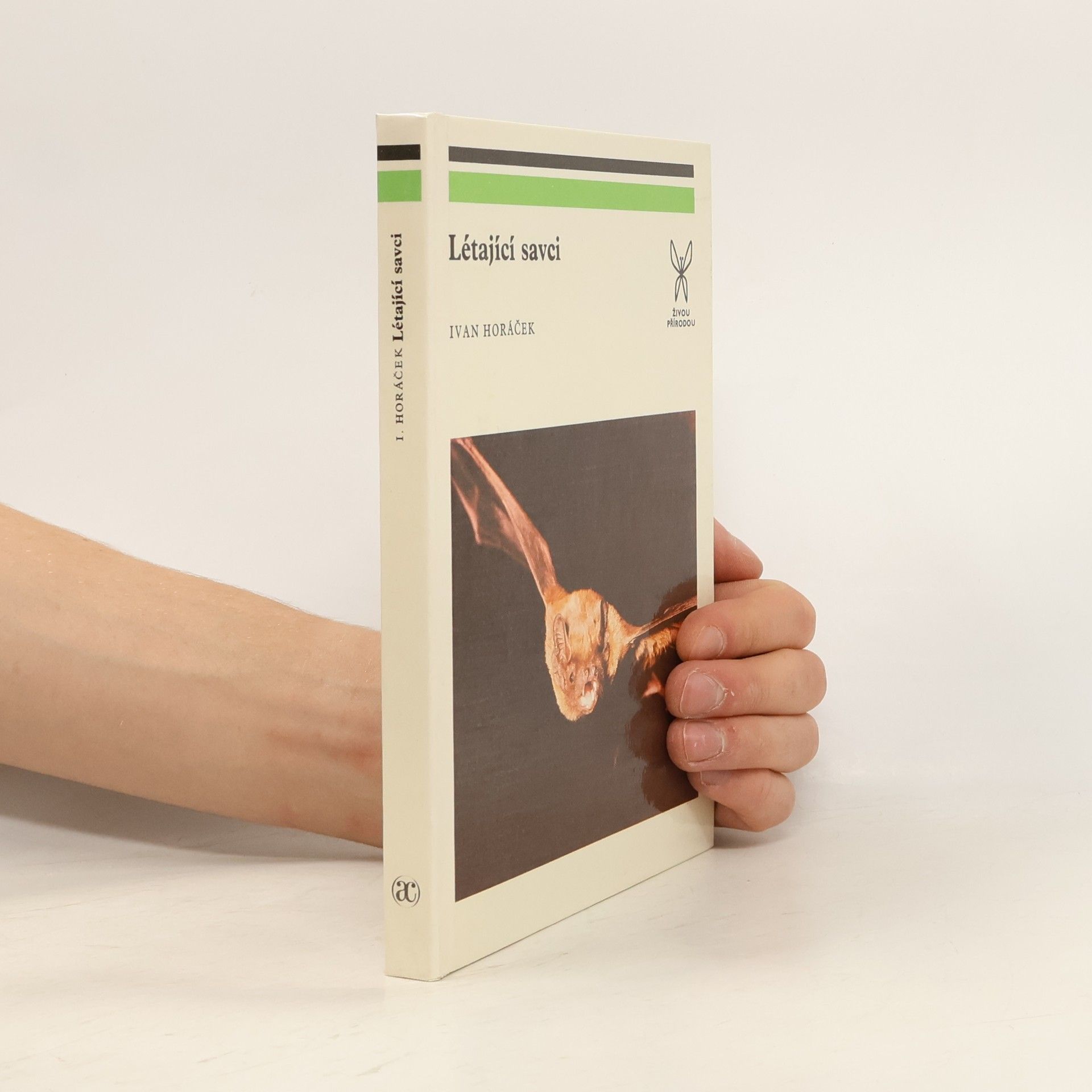 J. Červený Létající savci