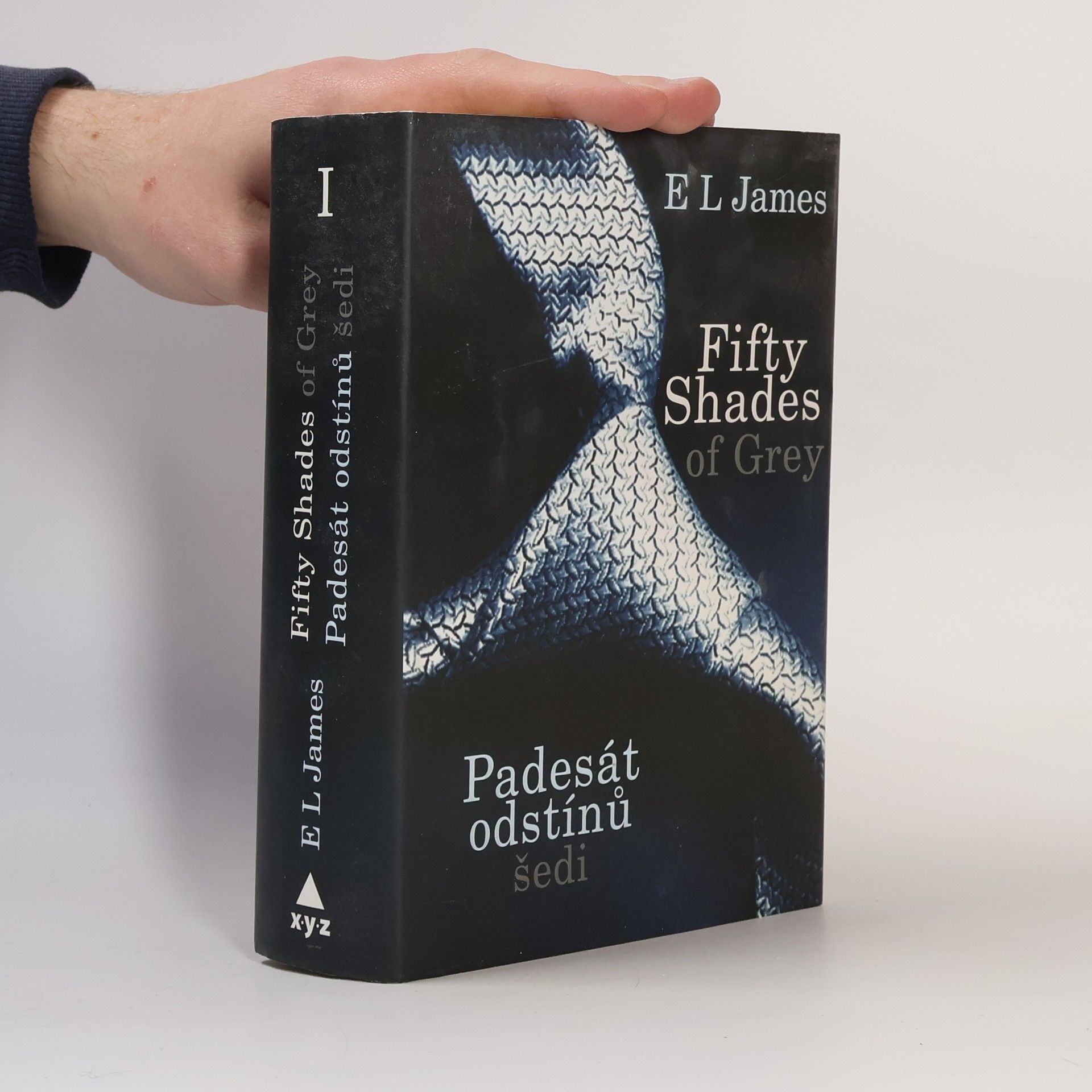 E L James Padesát odstínů šedi