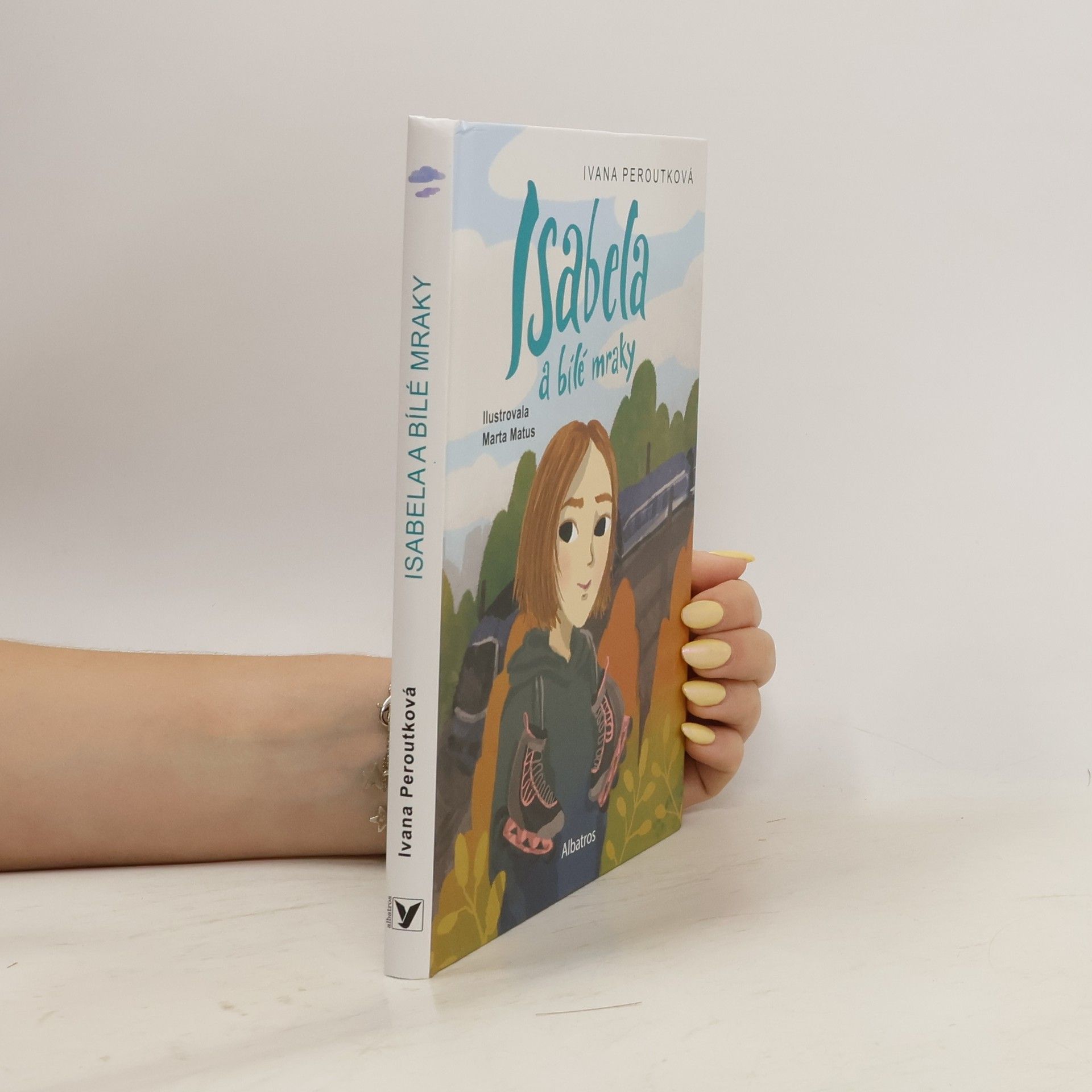 Isabela a bílé mraky