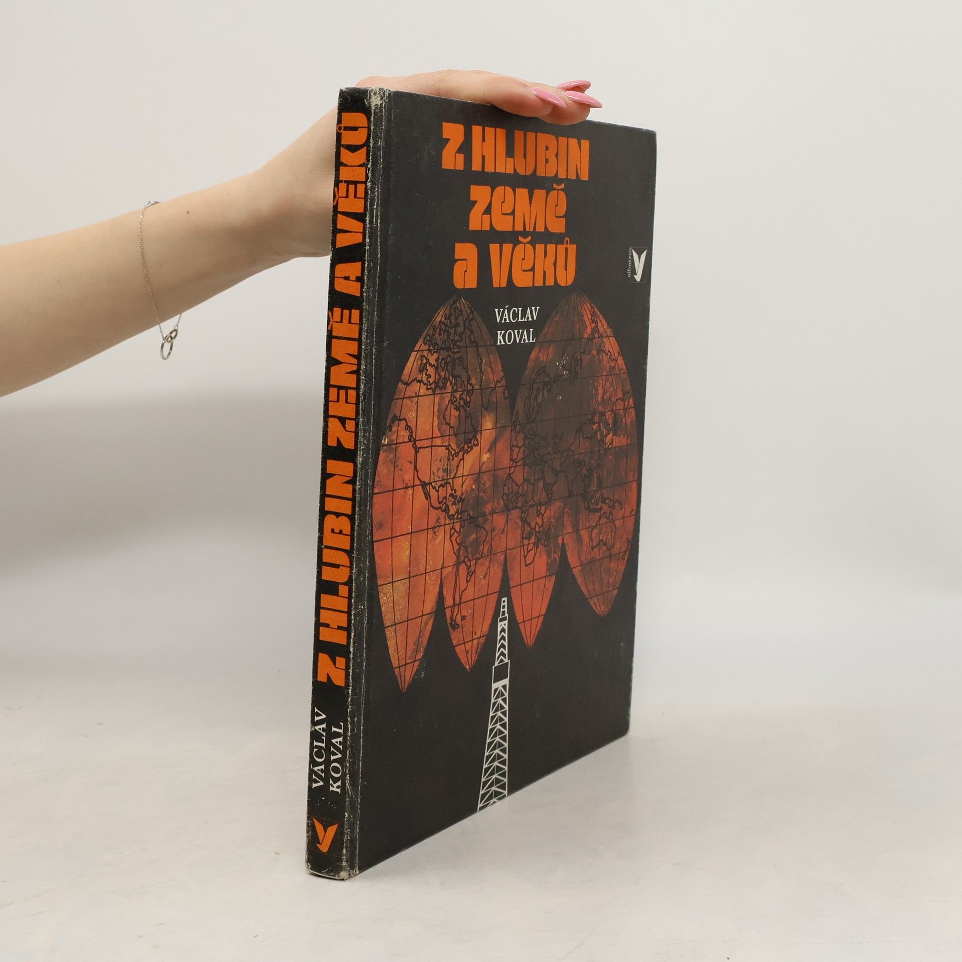 Václav Koval Z hlubin země a věků