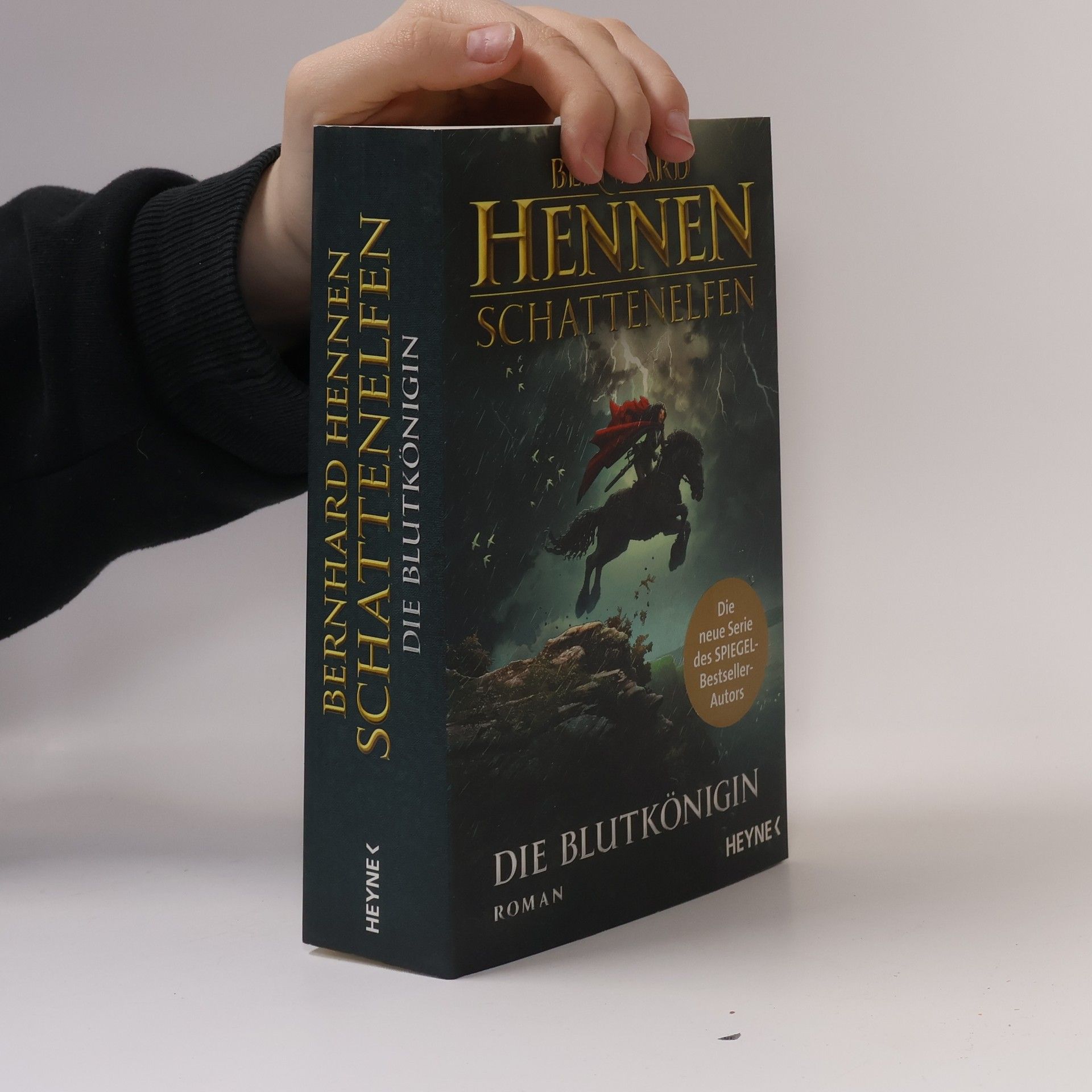 Bernhard Hennen Die Blutkönigin