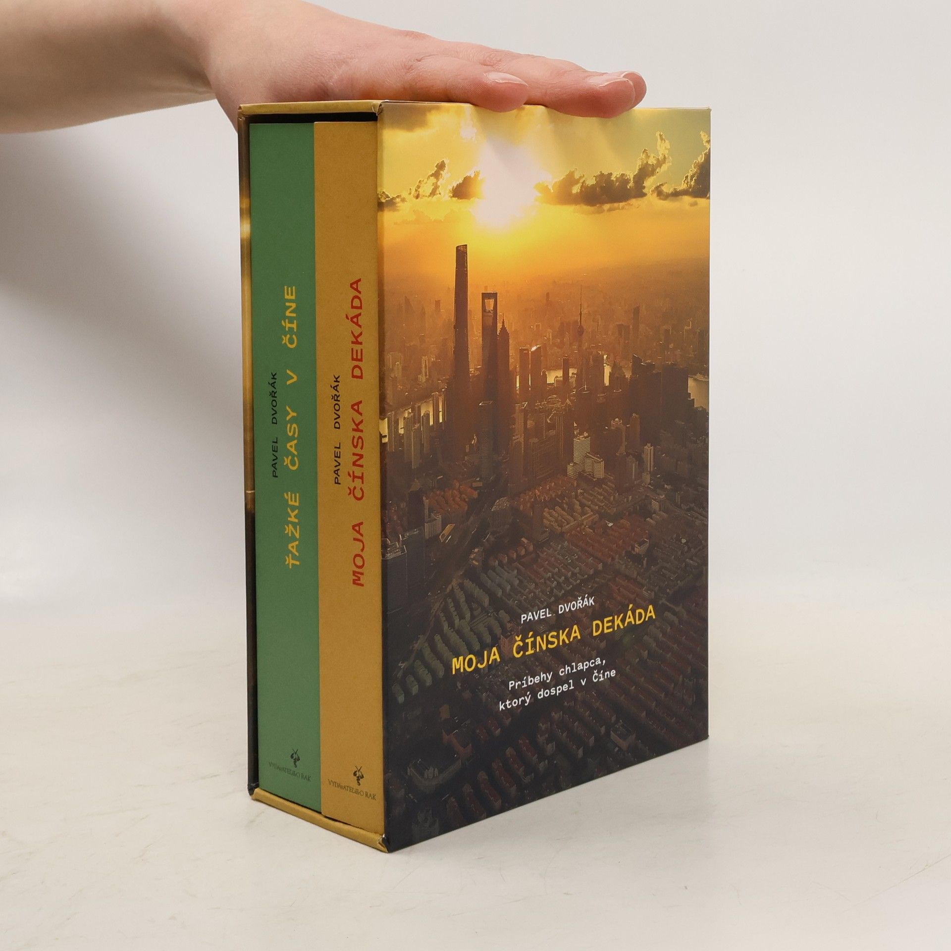 Pavel Dvořák Moja čínská dekáda, Ťažké časy v číně