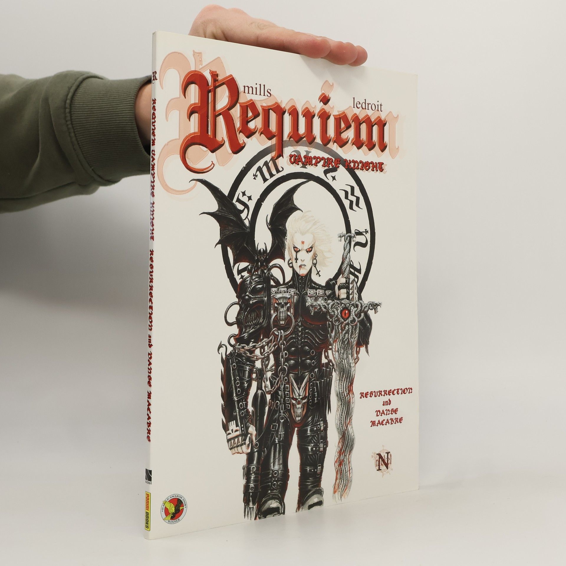 Pat Mills Requiem Vampire Knight Vol. 1