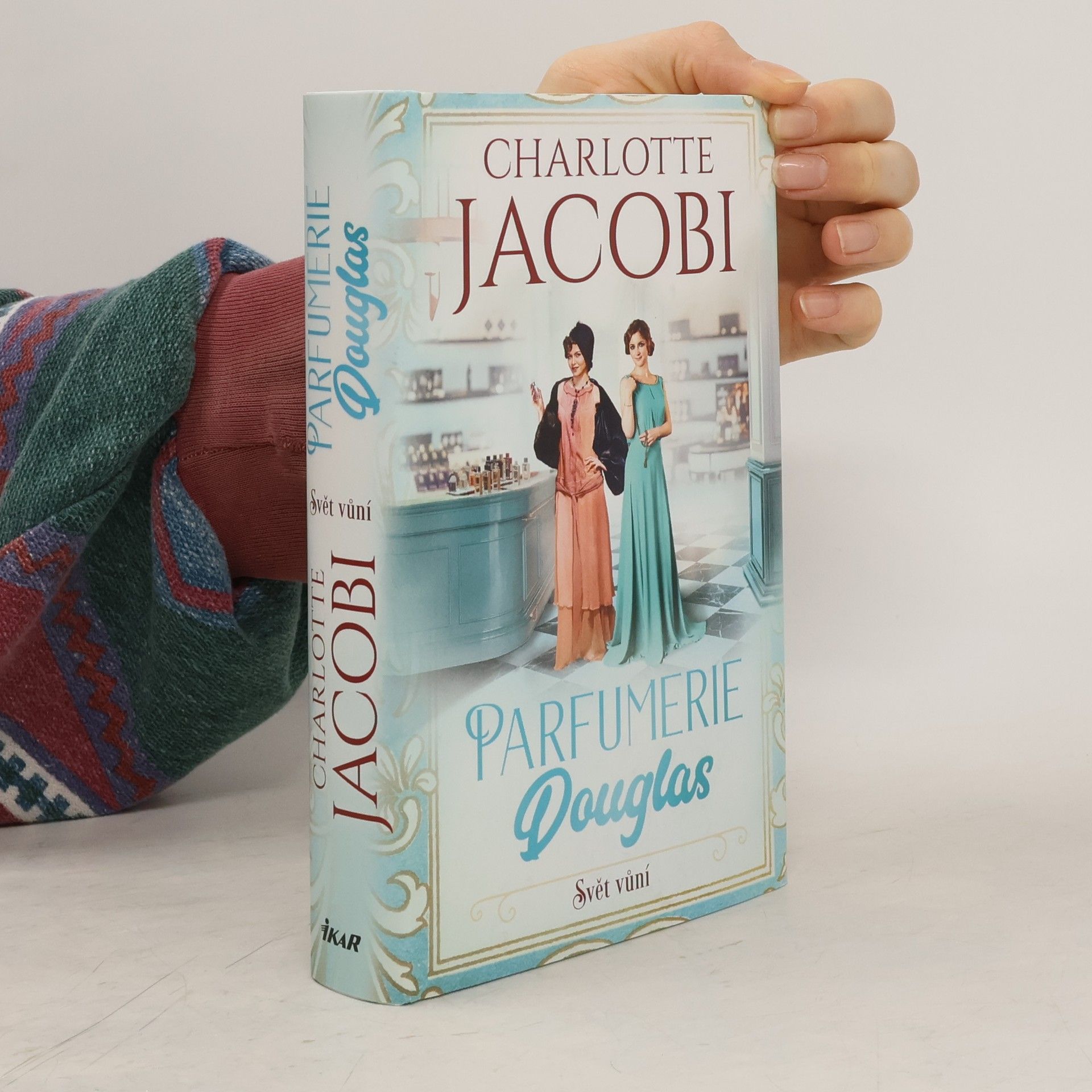 Charlotte Jacobi Parfumerie Douglas. Svět vůní