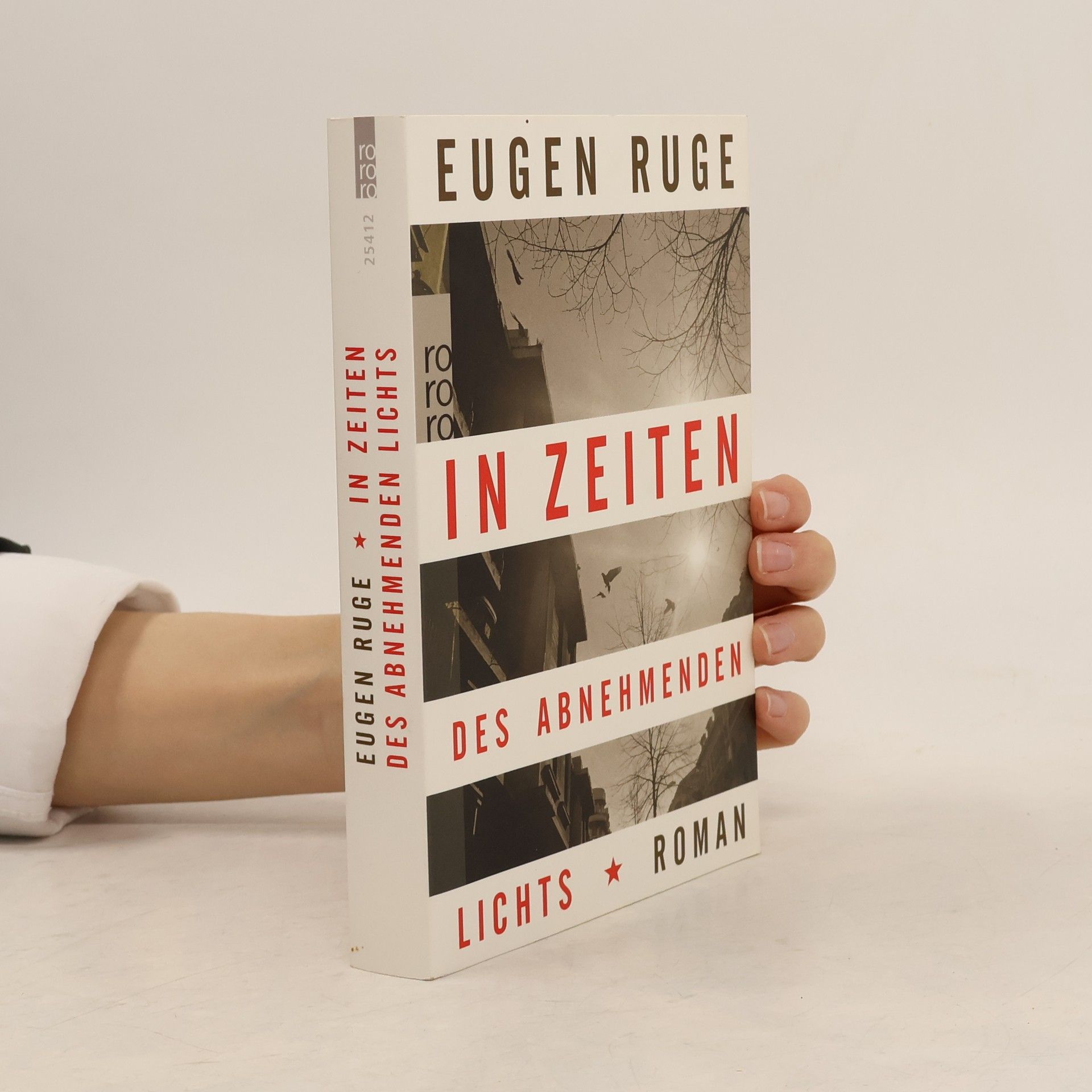 Eugen Ruge In Zeiten des abnehmenden Lichts