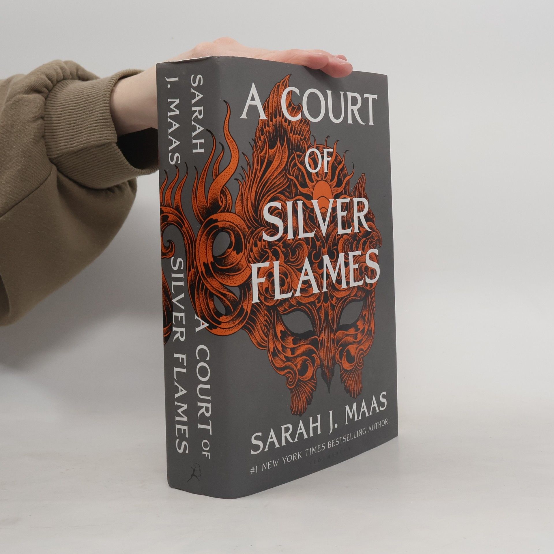 Sarah J. Maas A Court Of Silver Flames