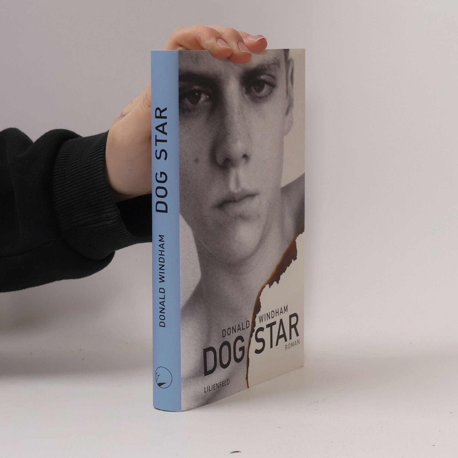 Alexander Konrad Dog Star