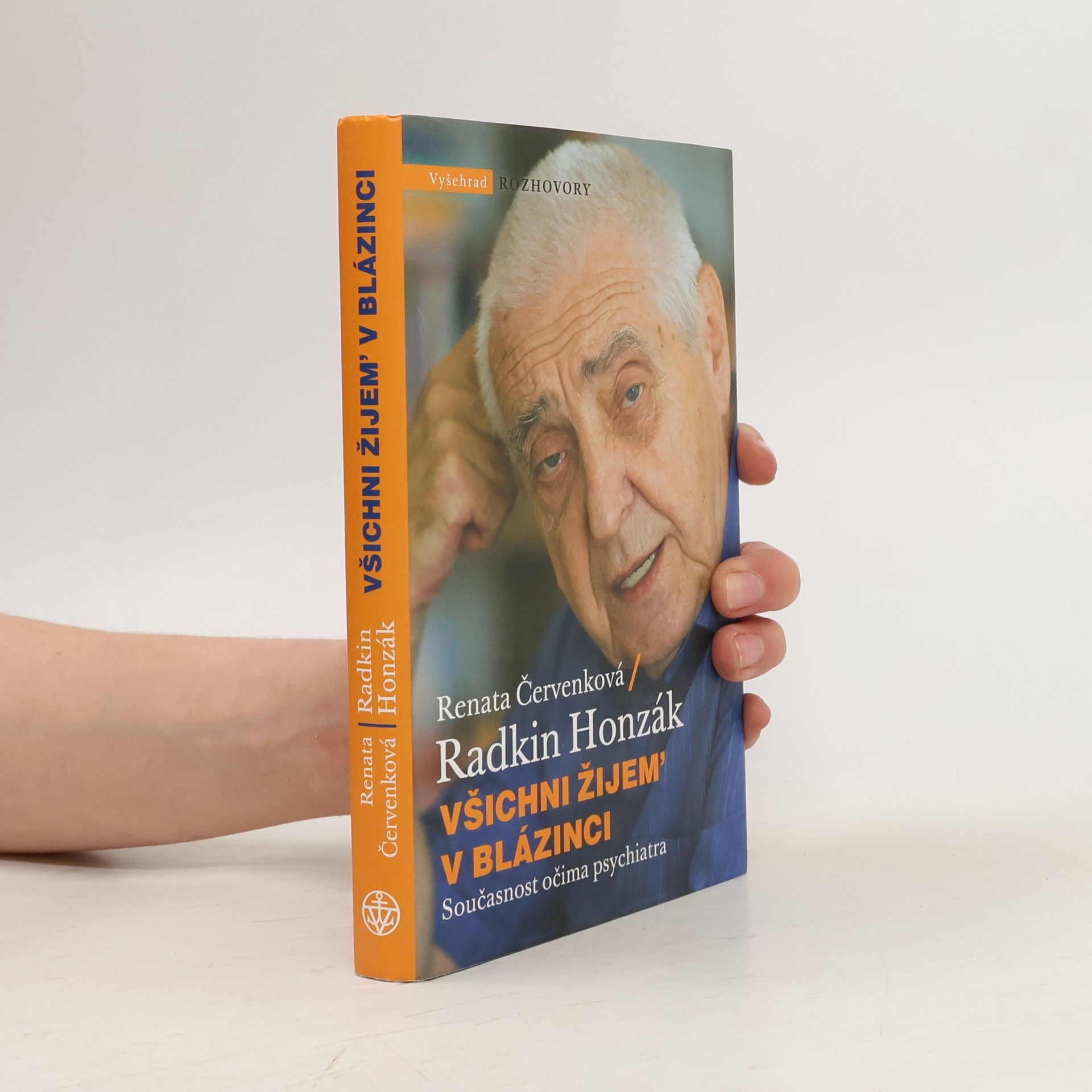 Všichni žijem' v blázinci