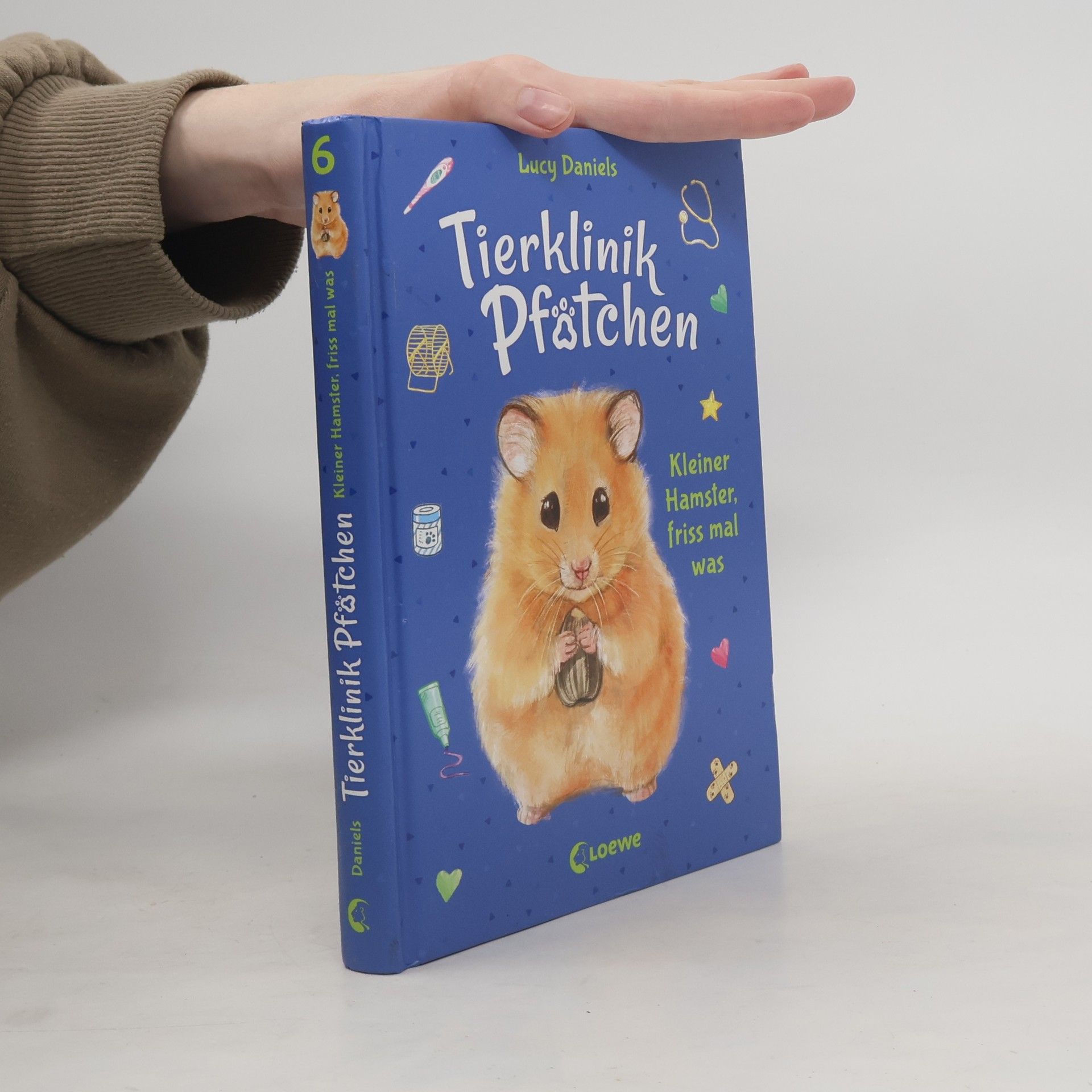 Tierklinik Pfötchen. Kleiner Hamster, friss mal was